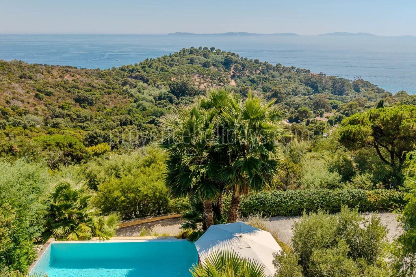 24 - Villa jumelée à Rayol-Canadel-sur-Mer: Villa: Pool