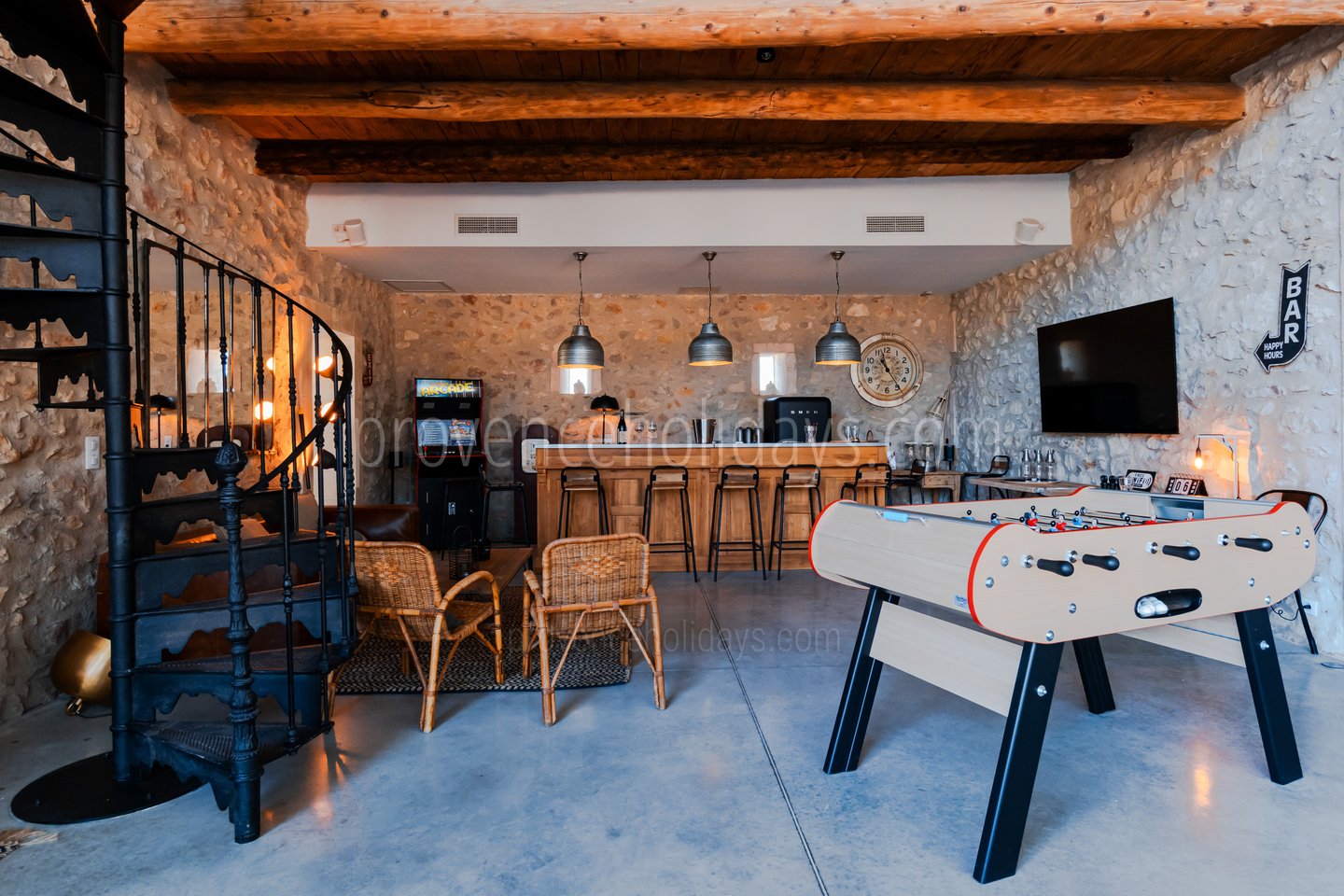 58 - Mas des Pommiers: Villa: Interior