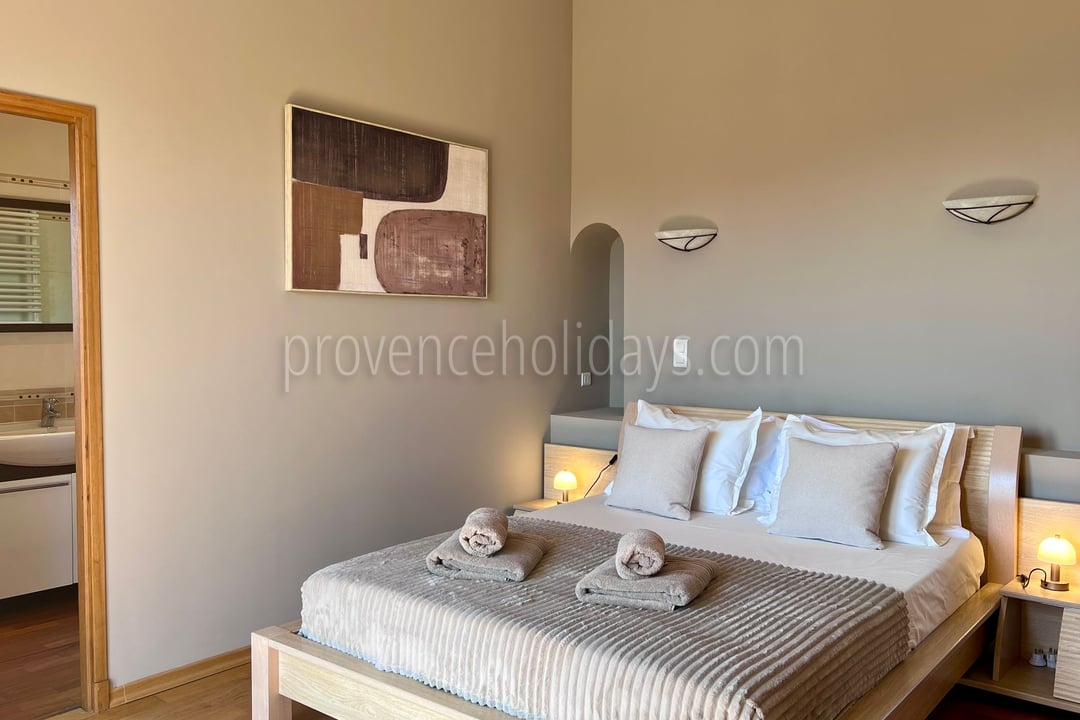 32 - Villa Valery: Villa: Bedroom