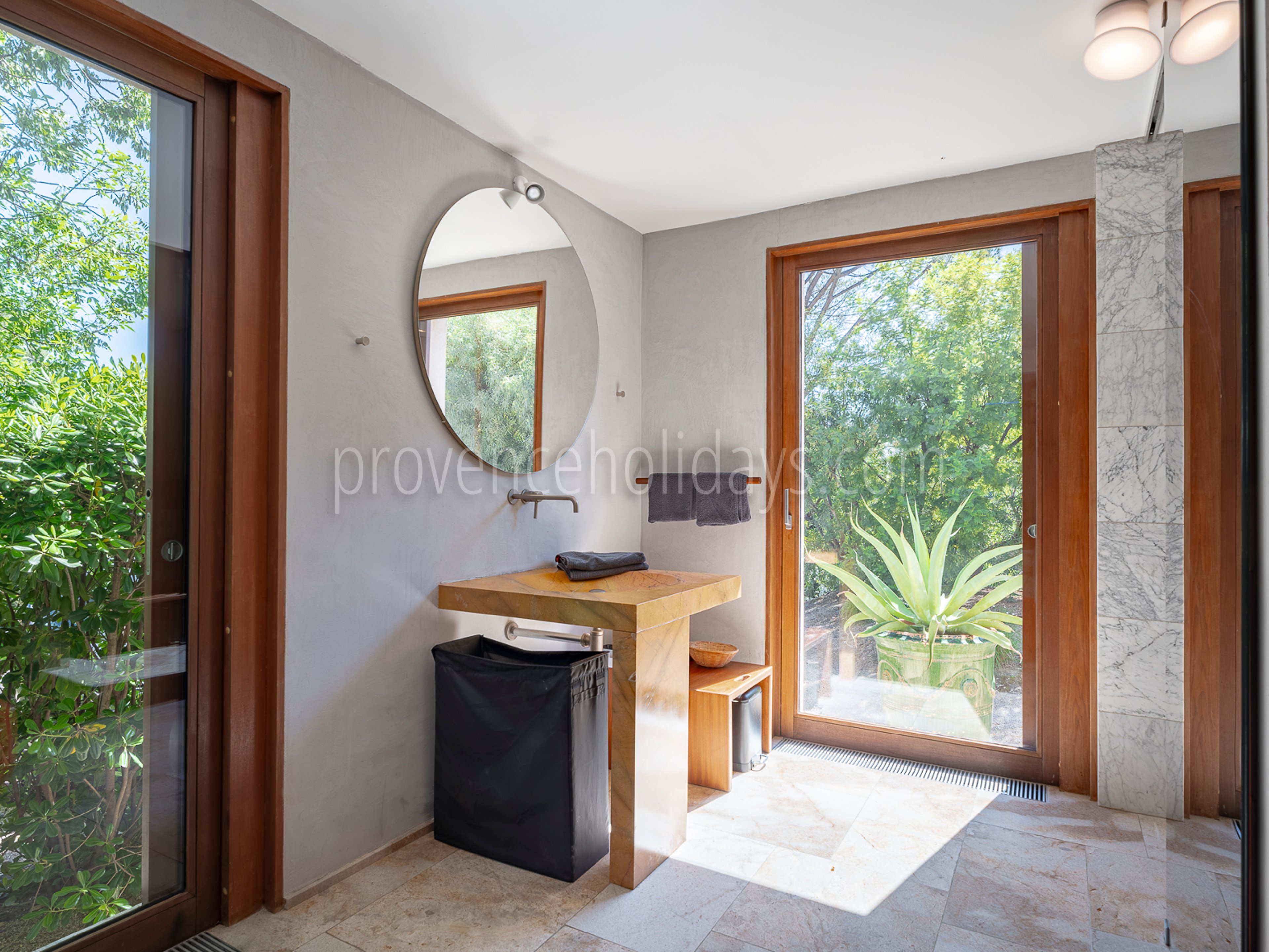 35 - Villa Tahiti: Villa: Bathroom