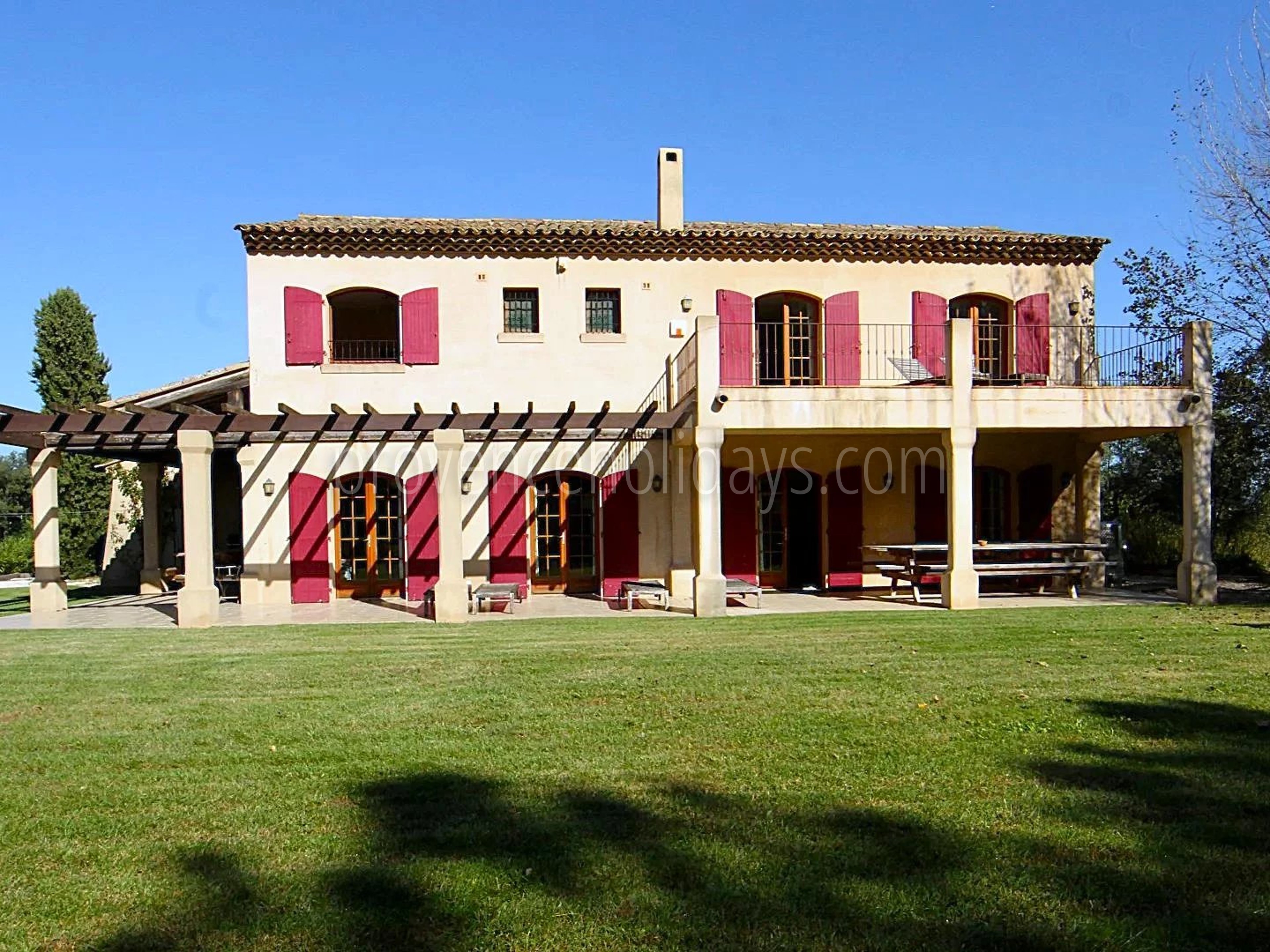 13 - Villa au cœur des vignes à Grimaud: Villa: Exterior