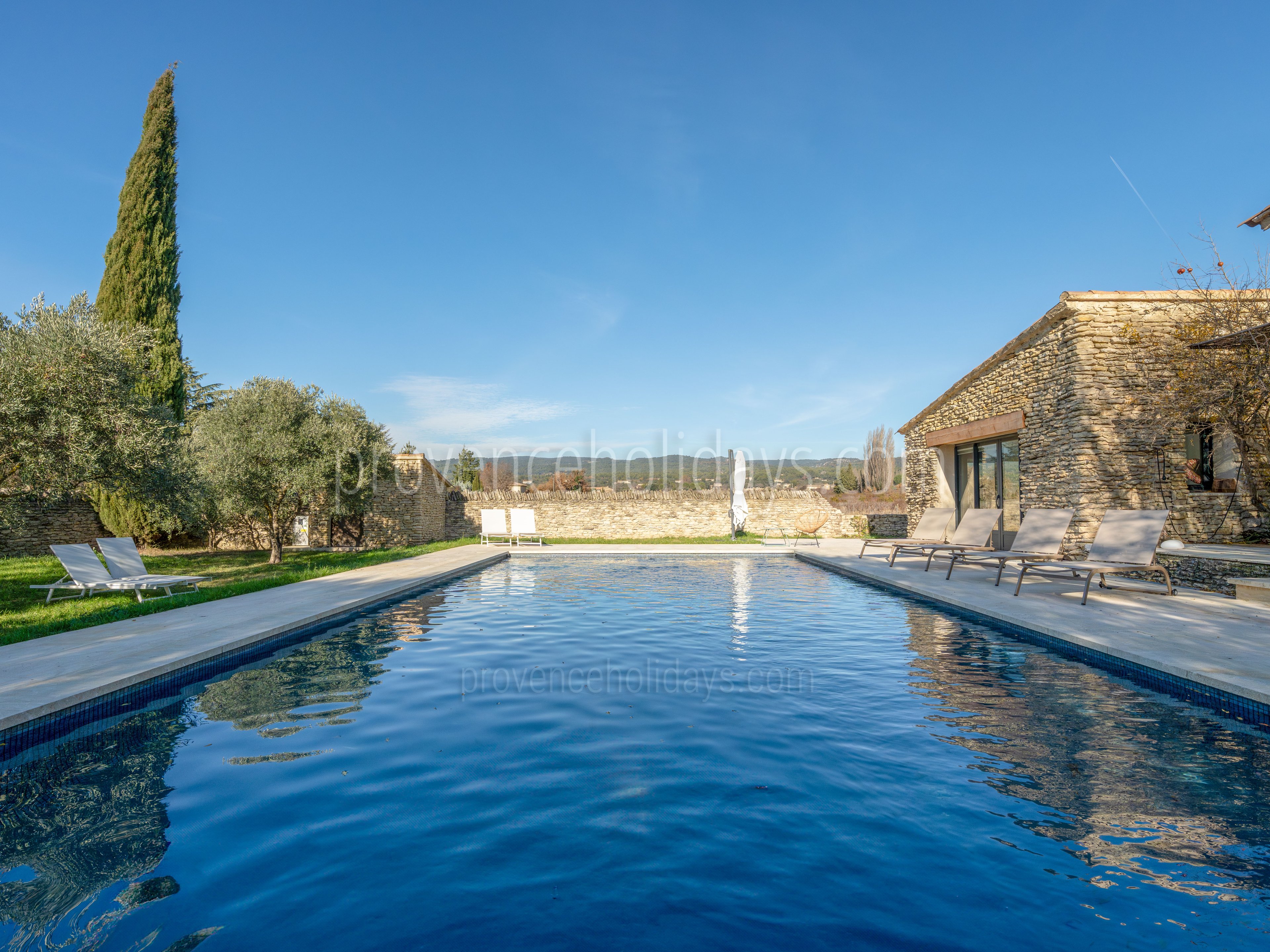 16 - Villa Douce Provence: Villa: Pool