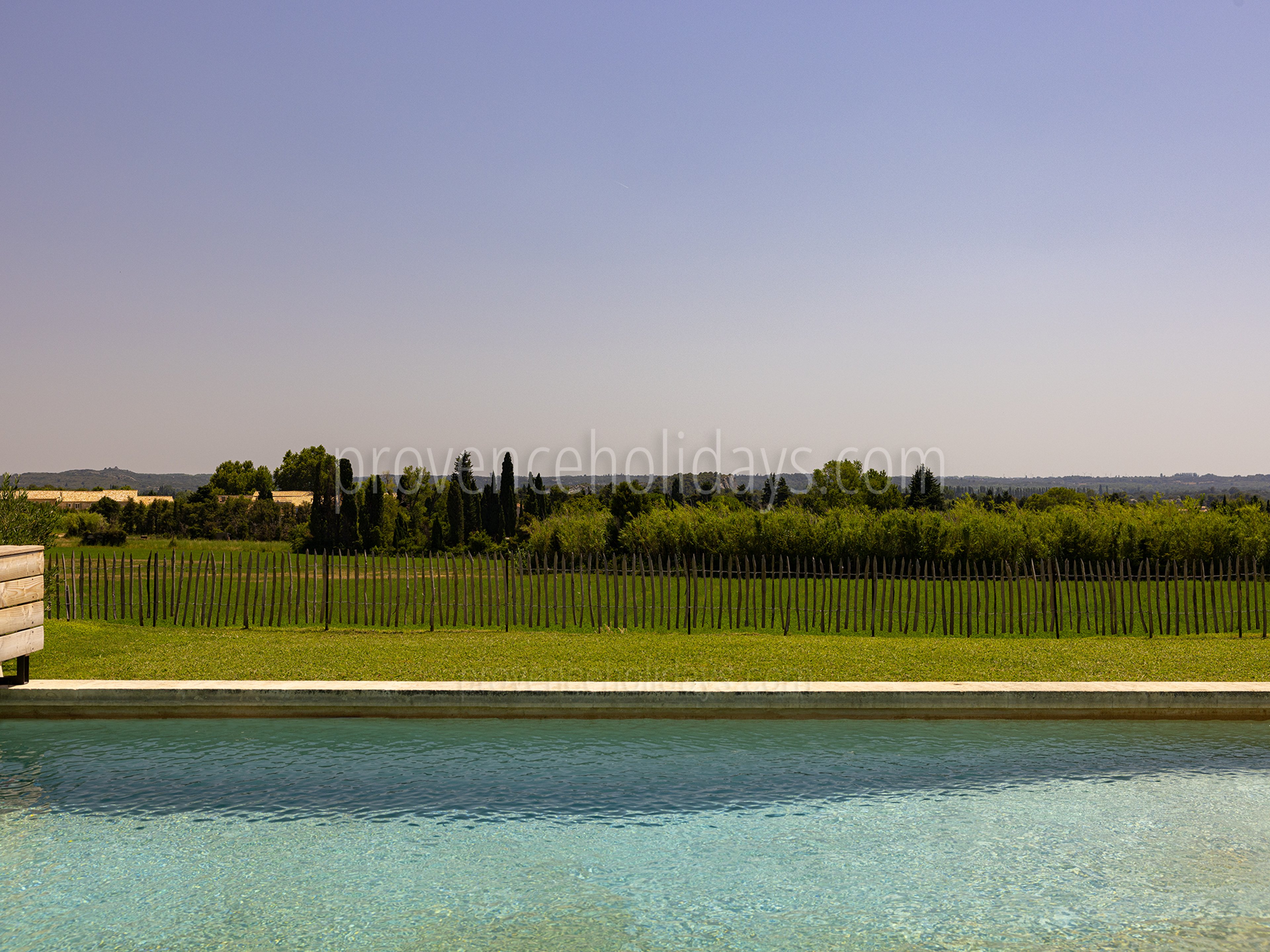 9 - Le Mas des Lauriers: Villa: Exterior