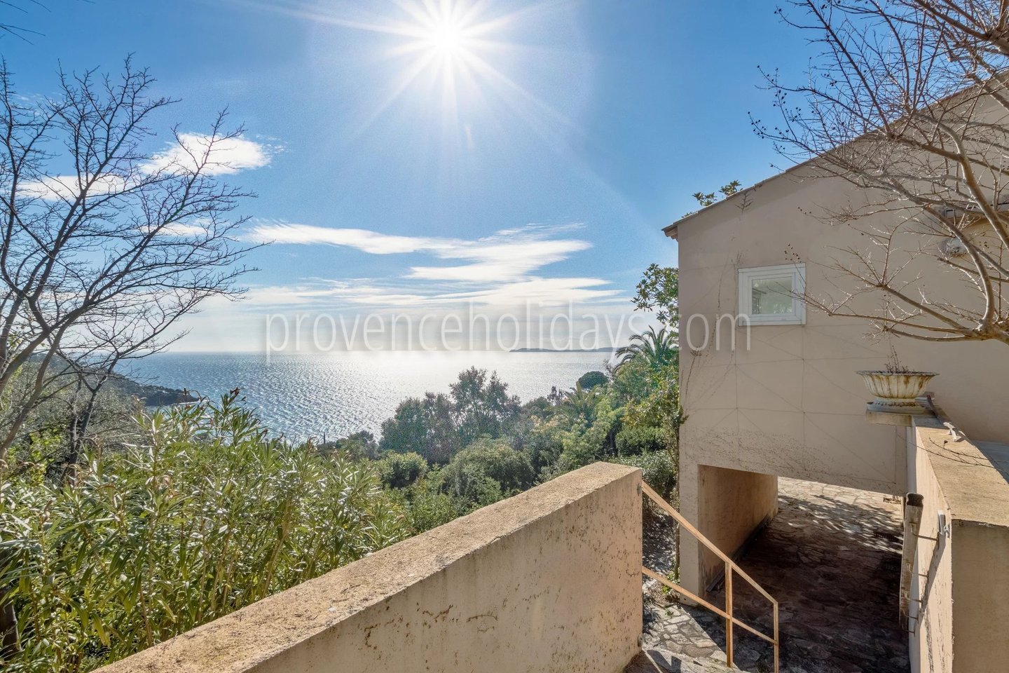 9 - Te renoveren villa in Rayol-Canadel-sur-Mer: Villa: Exterior