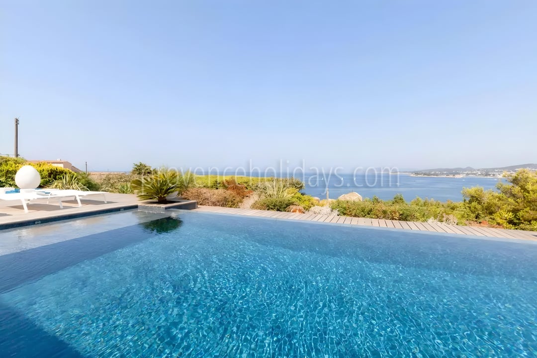 19 - Villa Florensia: Villa: Pool