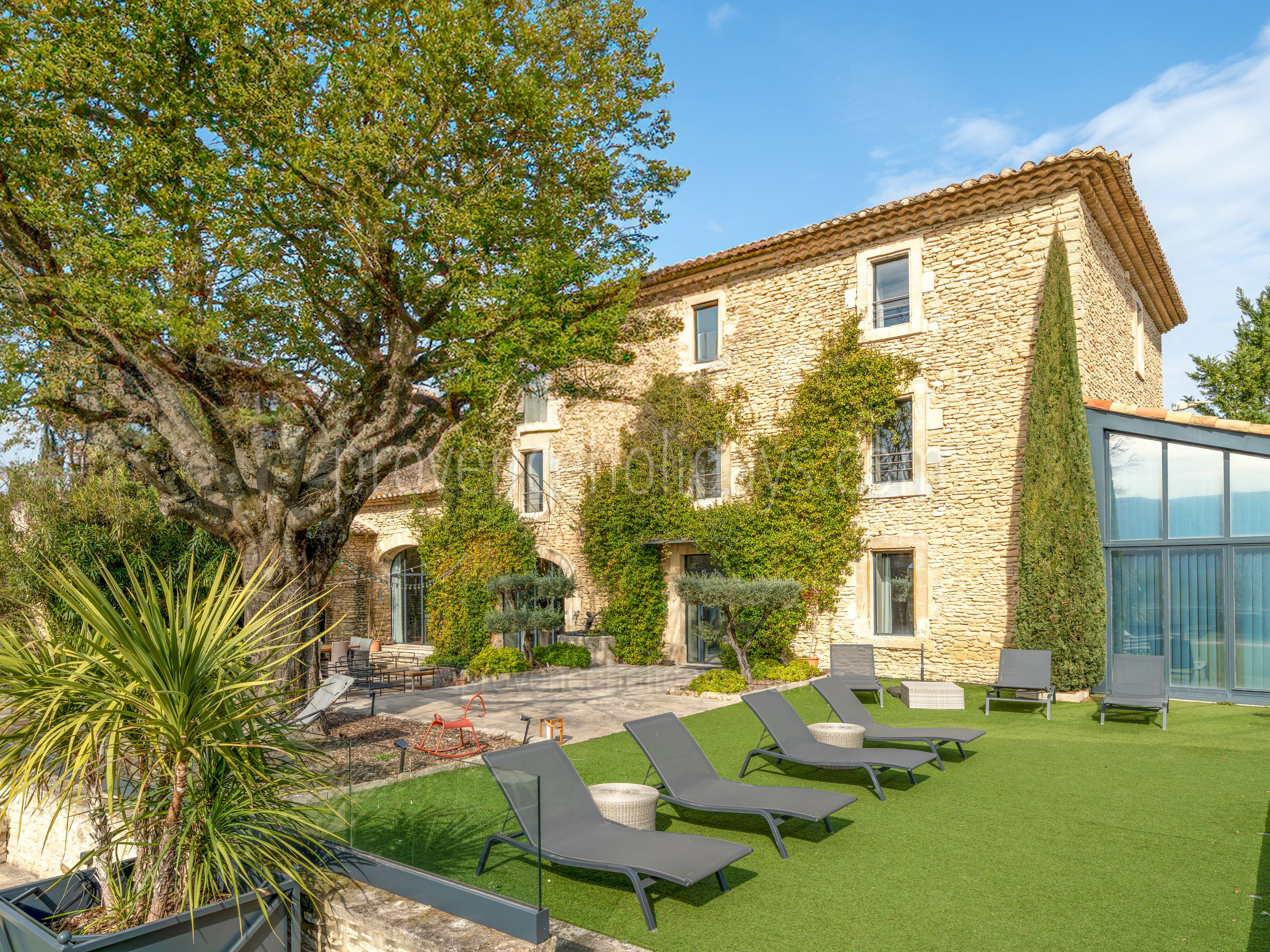 4 - Bastide de la Myrte: Villa: Exterior