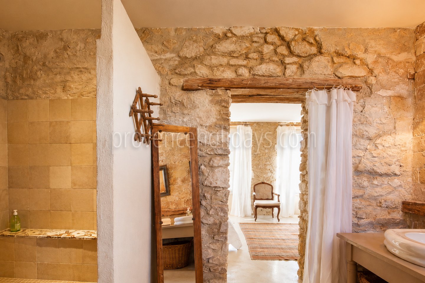 19 - Mas de l\'Orchidée: Villa: Bathroom