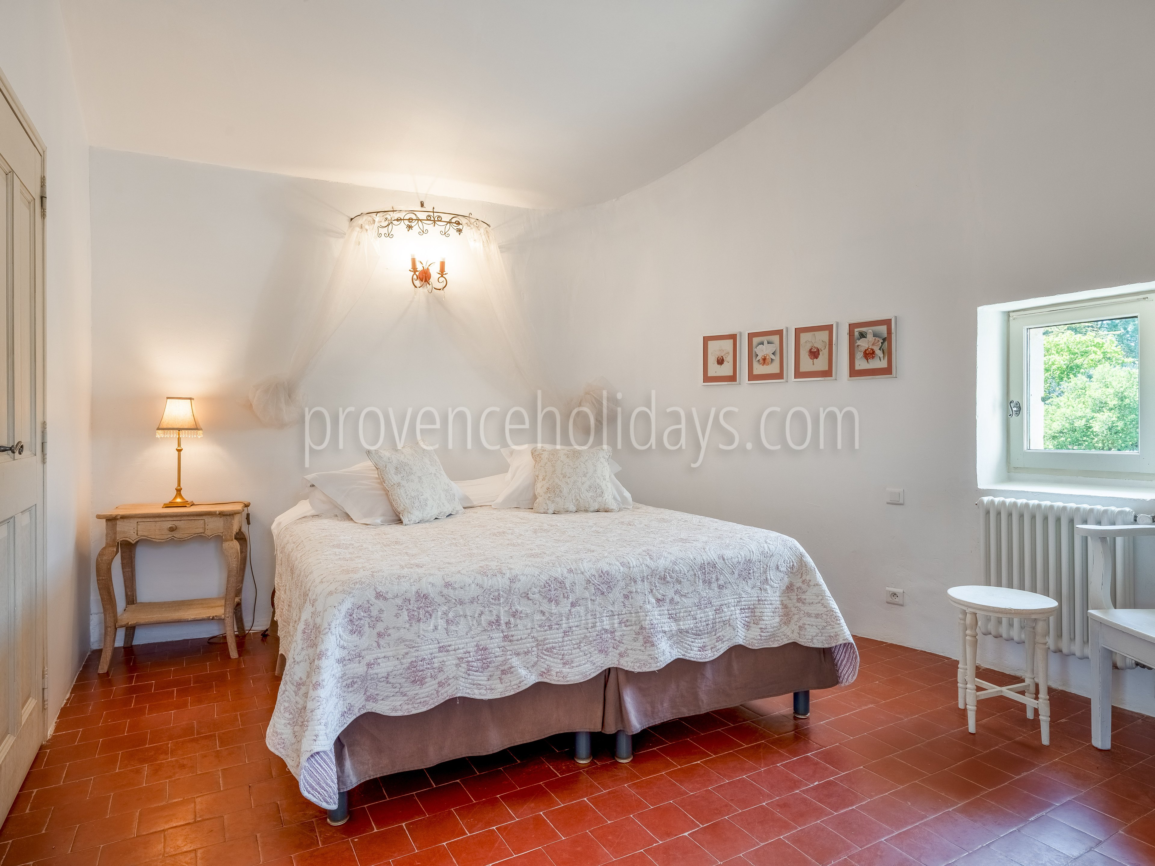 43 - Mas Lou Miradou: Villa: Bedroom