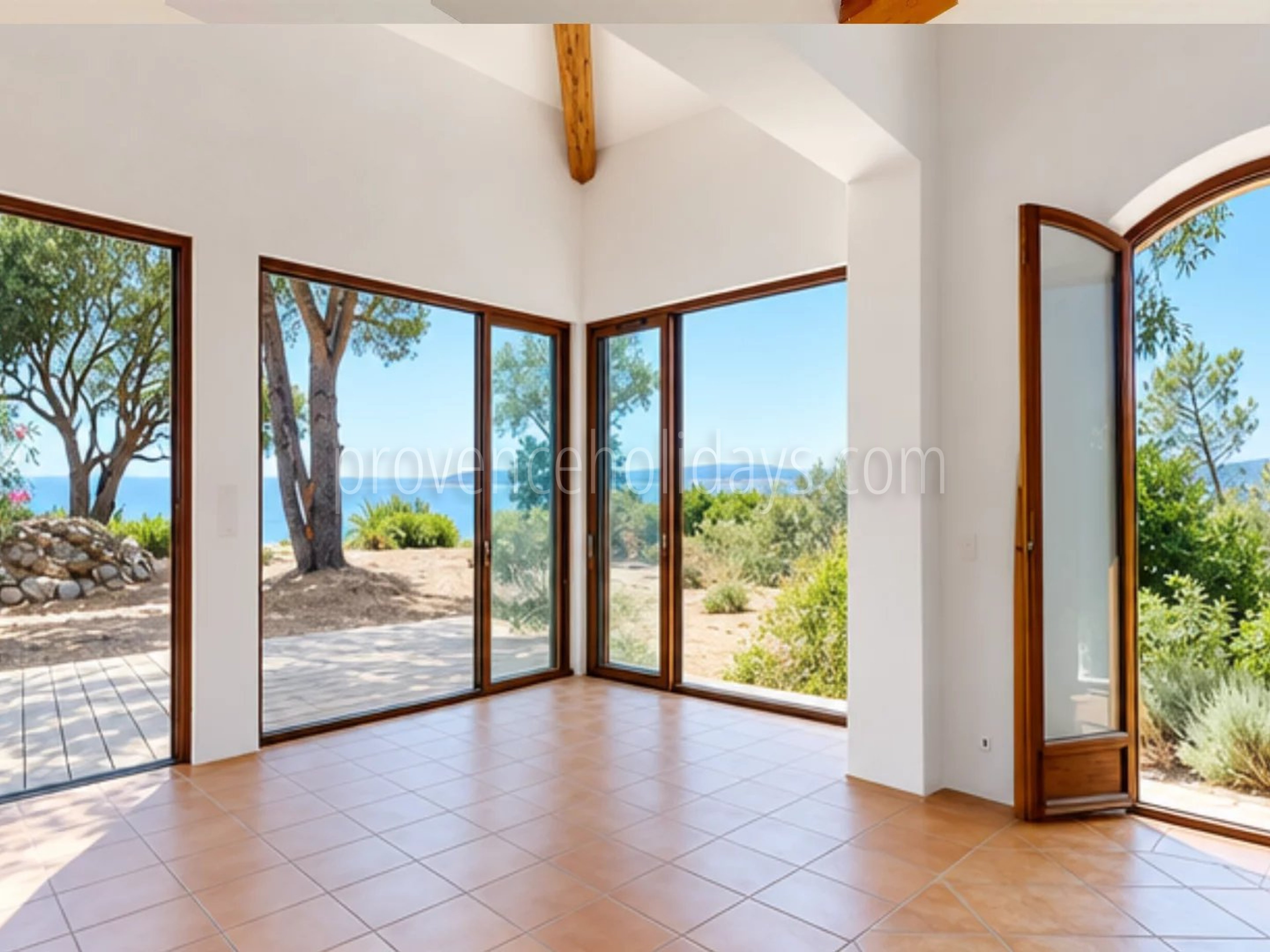 7 - Te renoveren villa in Rayol-Canadel-sur-Mer: Villa: Interior
