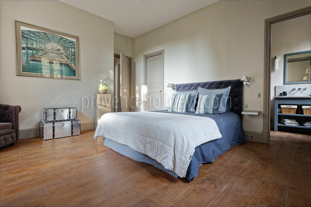 4 - Mas des Étoiles: Villa: Bedroom