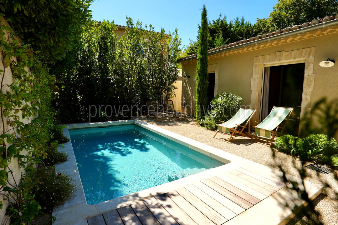 63 - La Saint-Rémoise: Villa: Pool