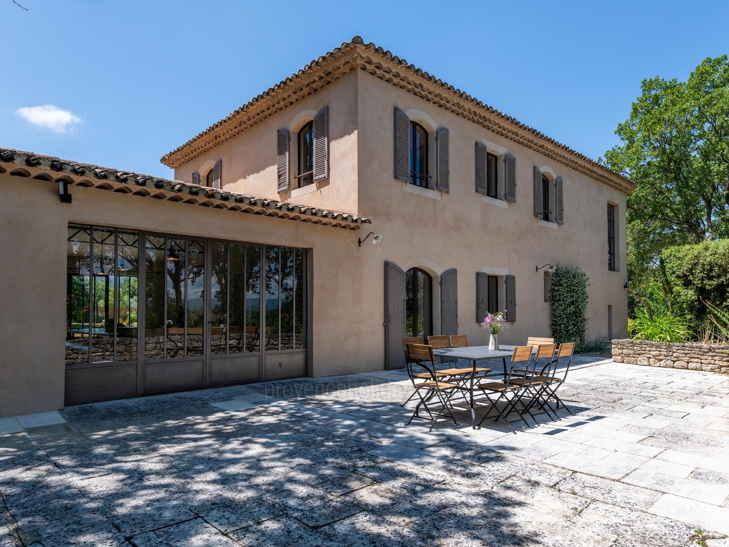 24 - Bastide Gergouven: Villa: Exterior