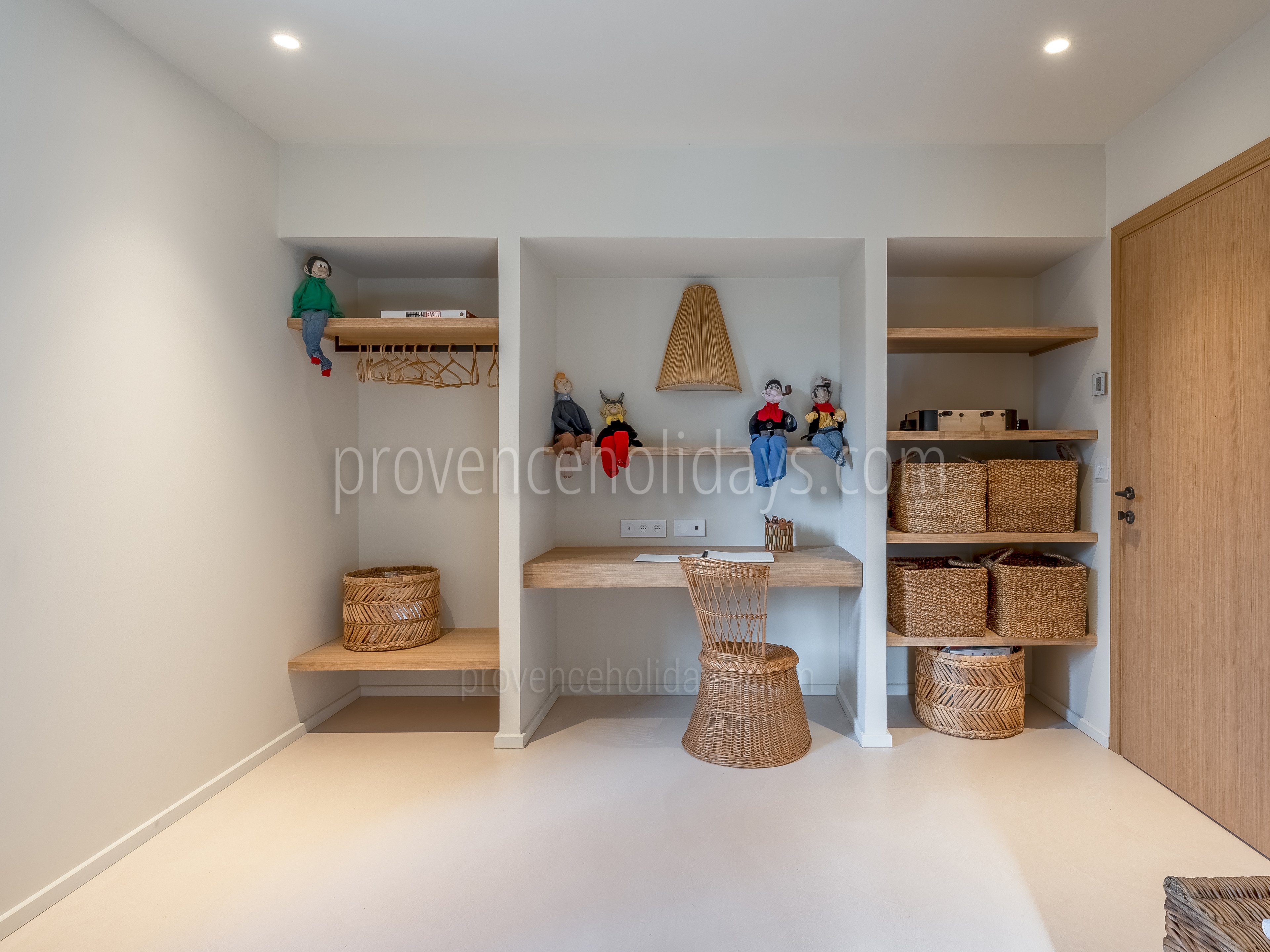 38 - Domaine de la Sorgue: Villa: Interior