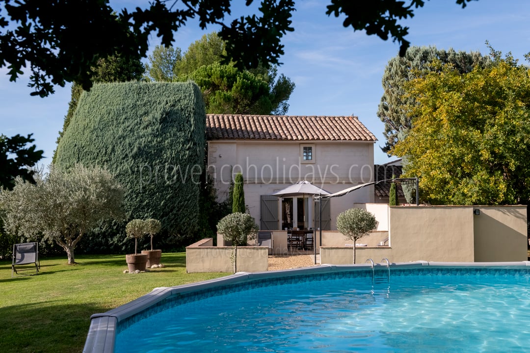 19 - Domaine de Joucas: Villa: Pool