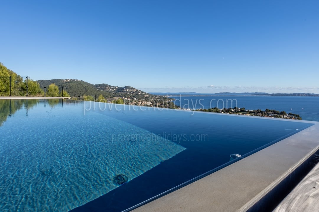 14 - Villa Bleue: Villa: Pool