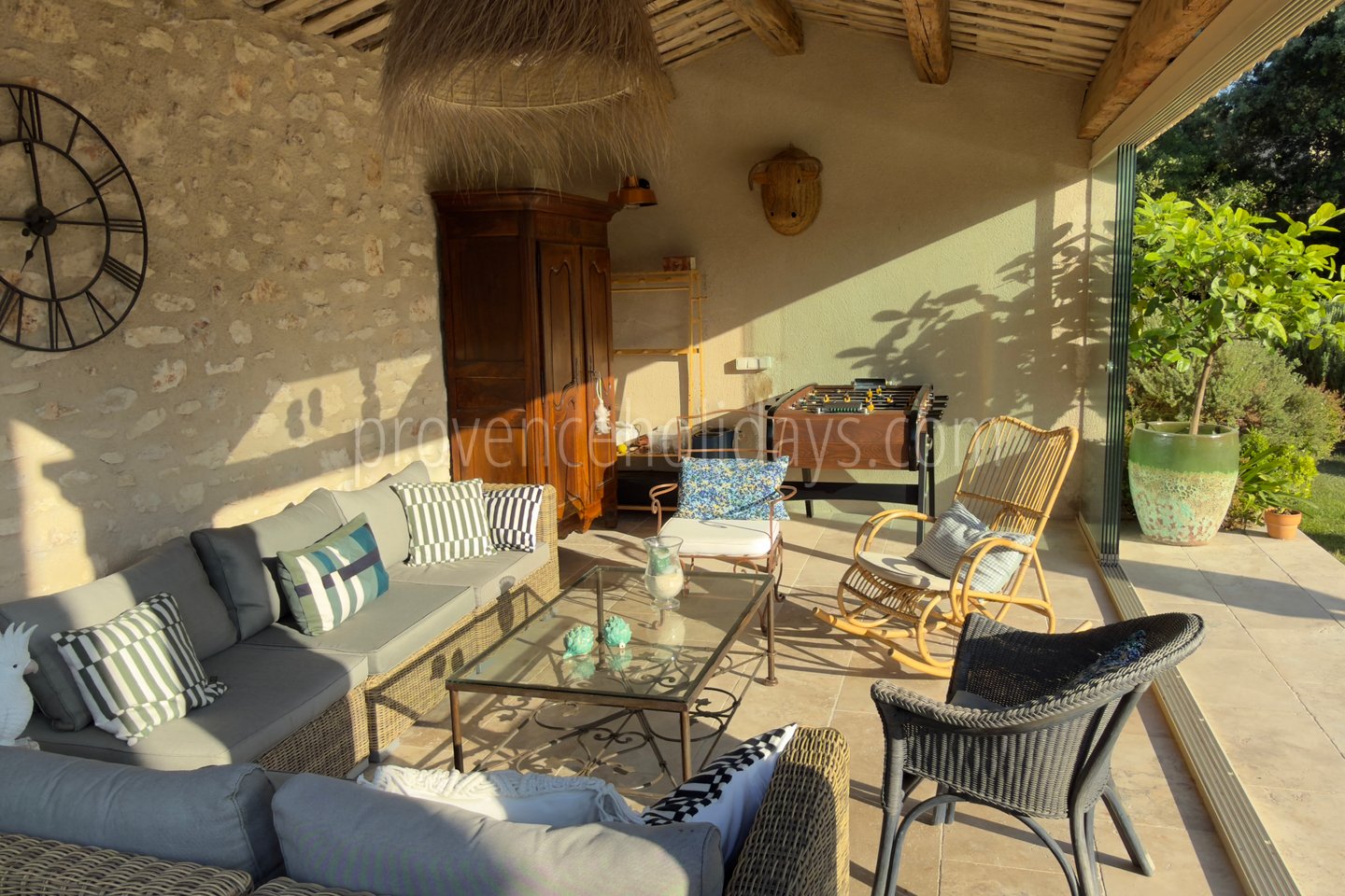 64 - Le Mas de la Cabro: Villa: Exterior