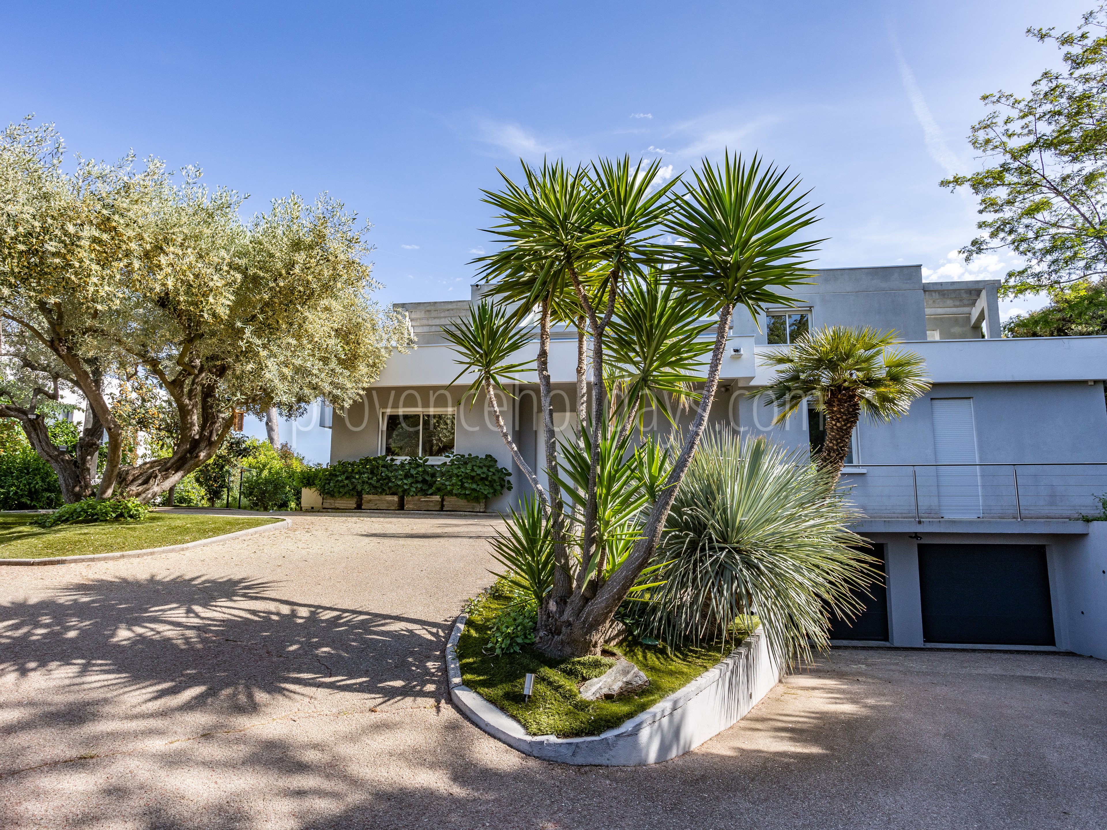 9 - Villa Toulon: Villa: Exterior