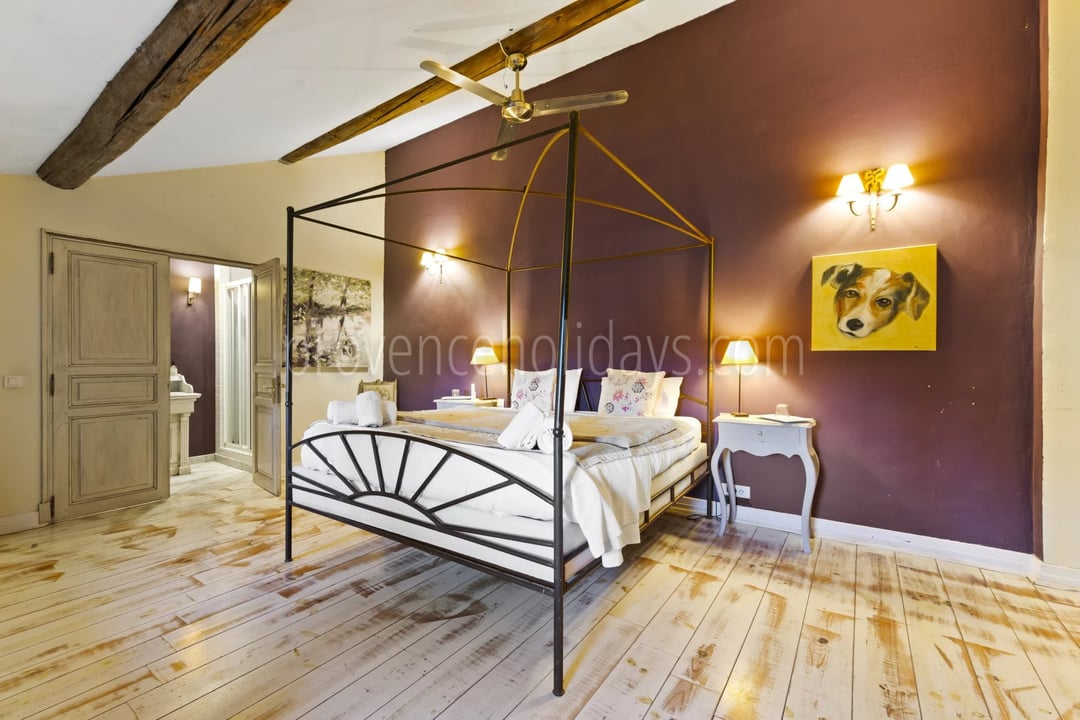 14 - Character mas in Gordes: Villa: Bedroom