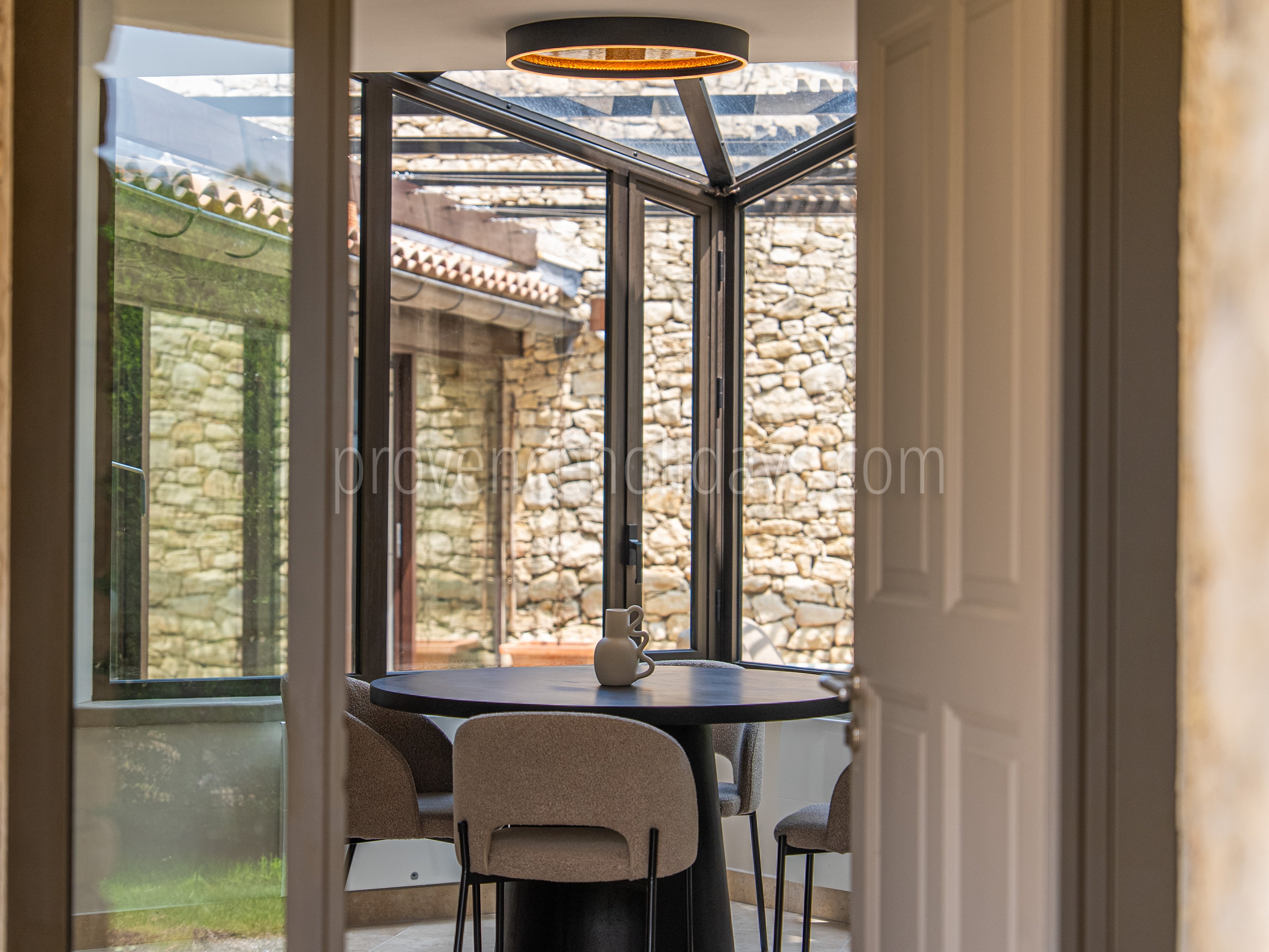 21 - Mas de la Rivière Secrète: Villa: Interior