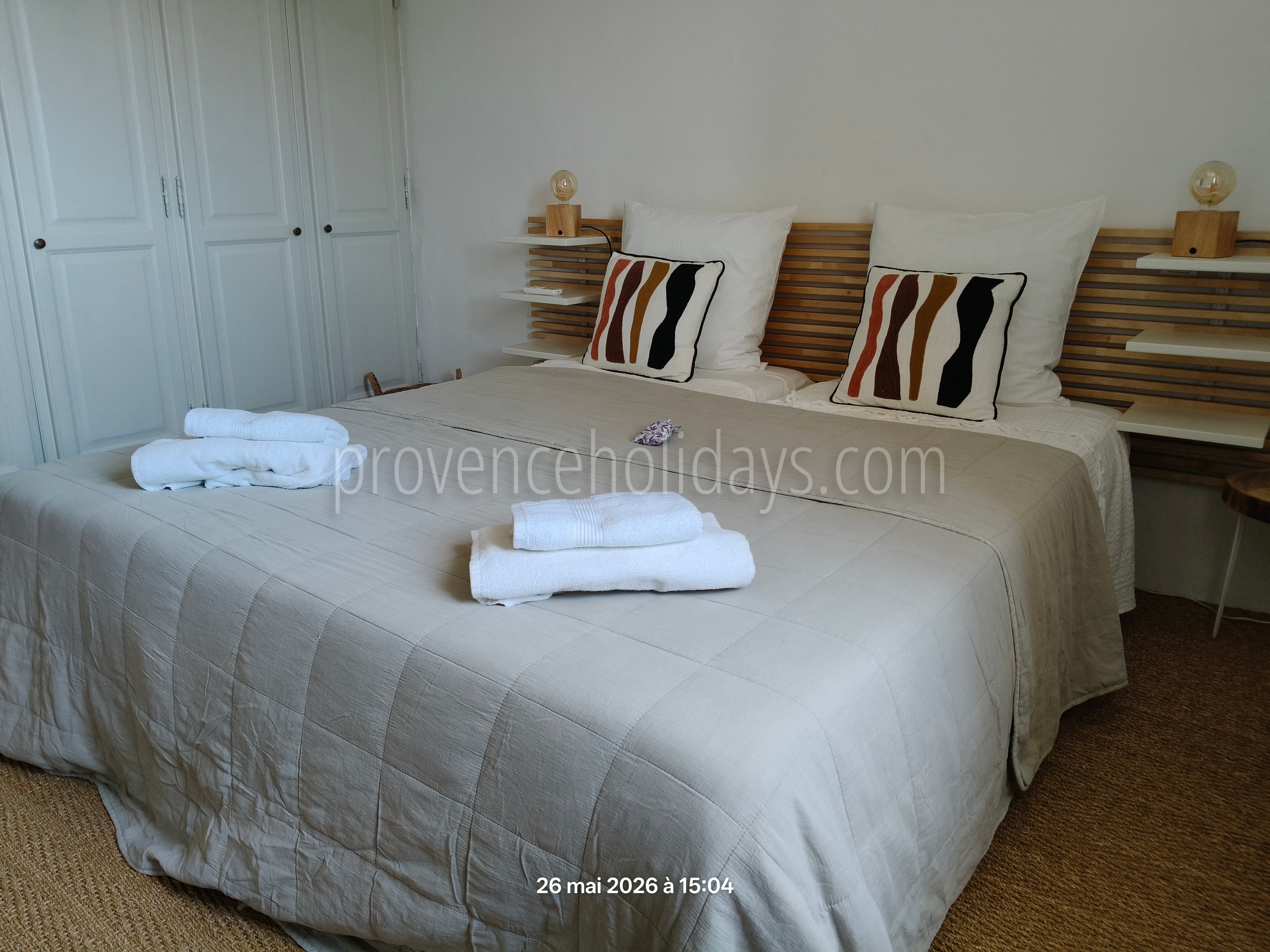 10 - Maison Capoune: Villa: Bedroom