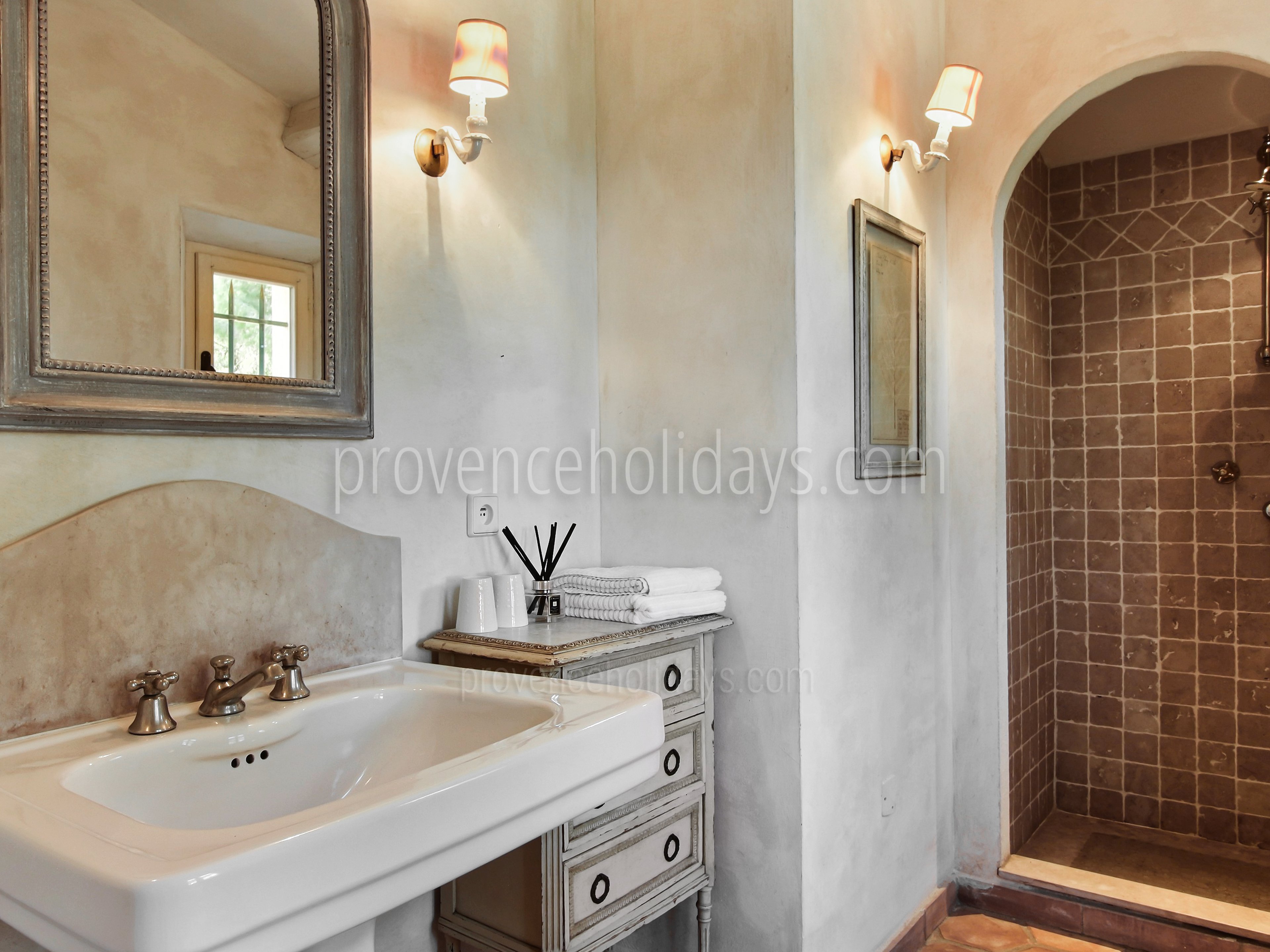 24 - Villa Ondine: Villa: Bathroom