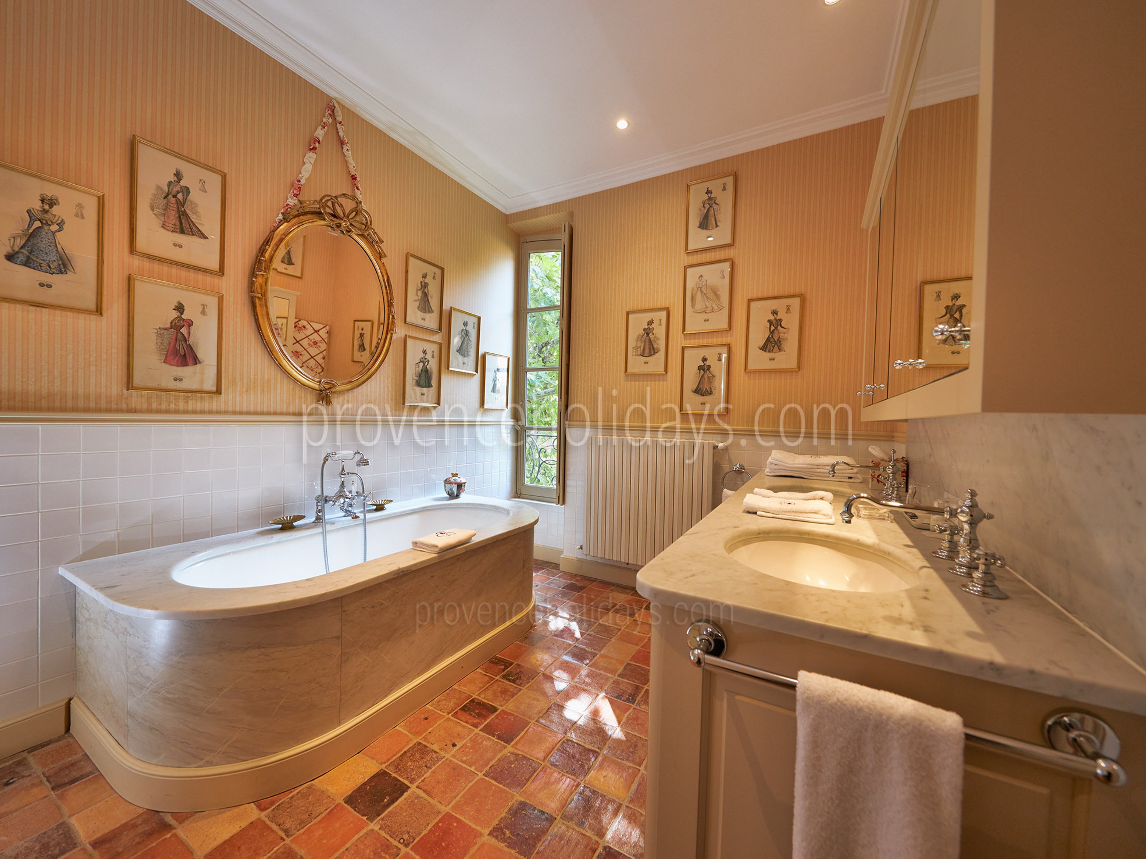 26 - Le Château: Villa: Bathroom 3