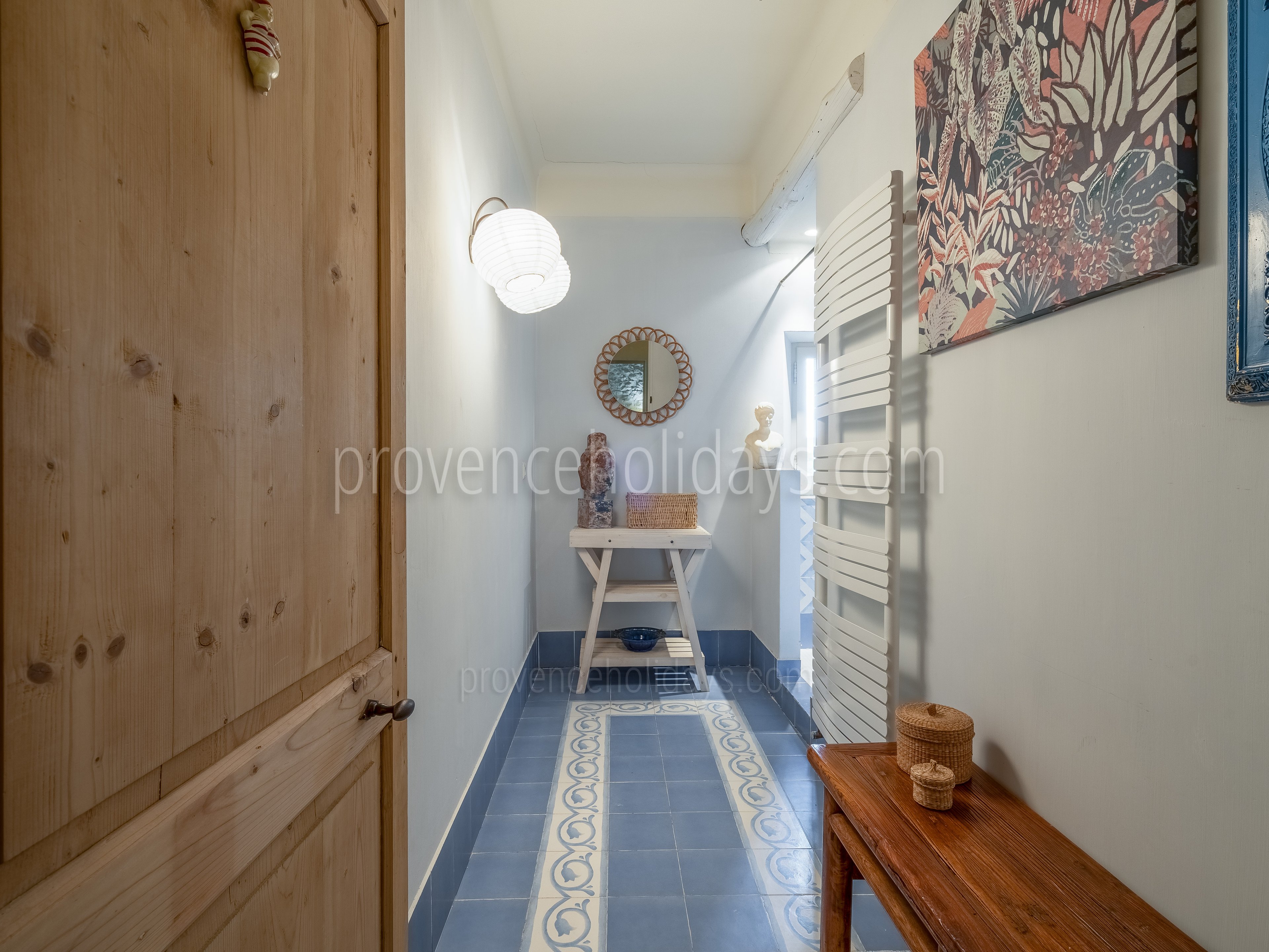 44 - La Bastide Neuve: Villa: Interior