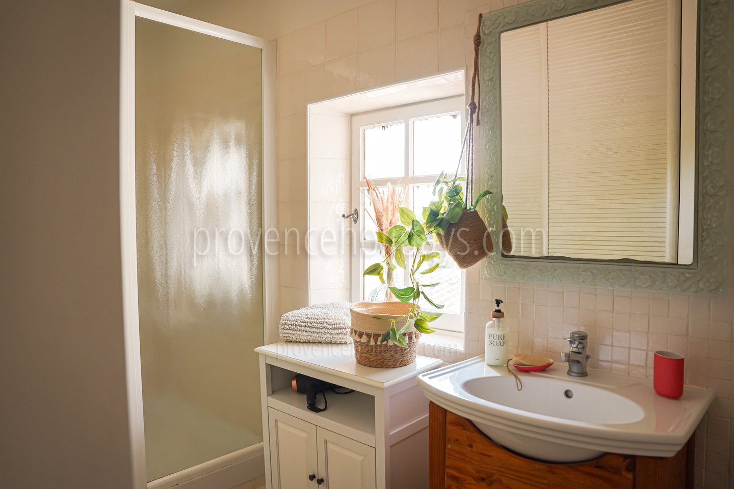 43 - Le Mas Chopin: Villa: Bathroom