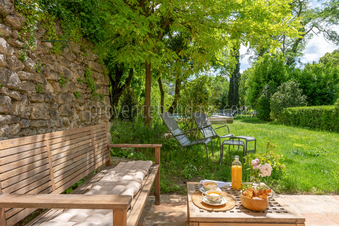 22 - Les Vieilles Pierres: Villa: Exterior