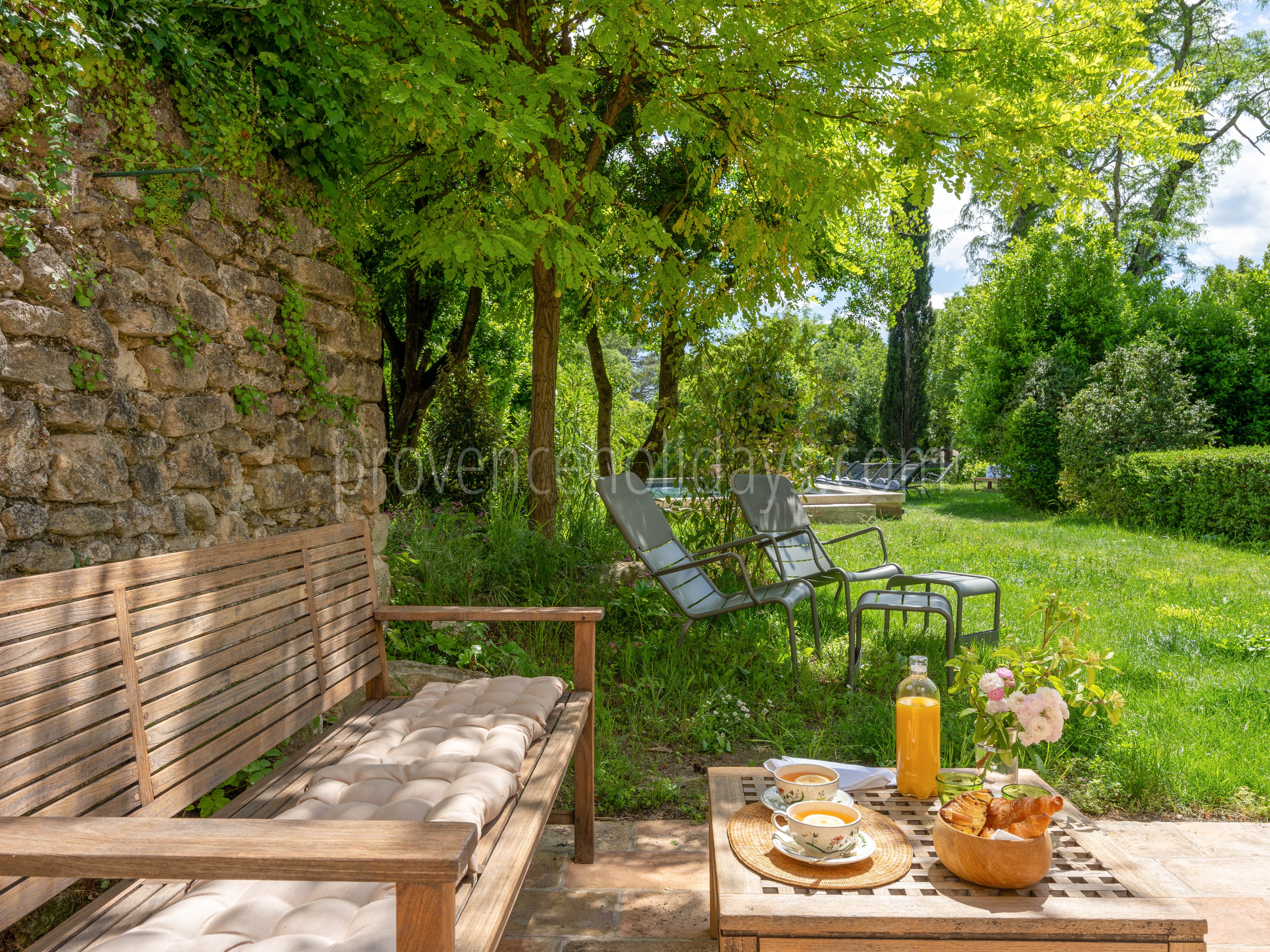 22 - Les Vieilles Pierres: Villa: Exterior