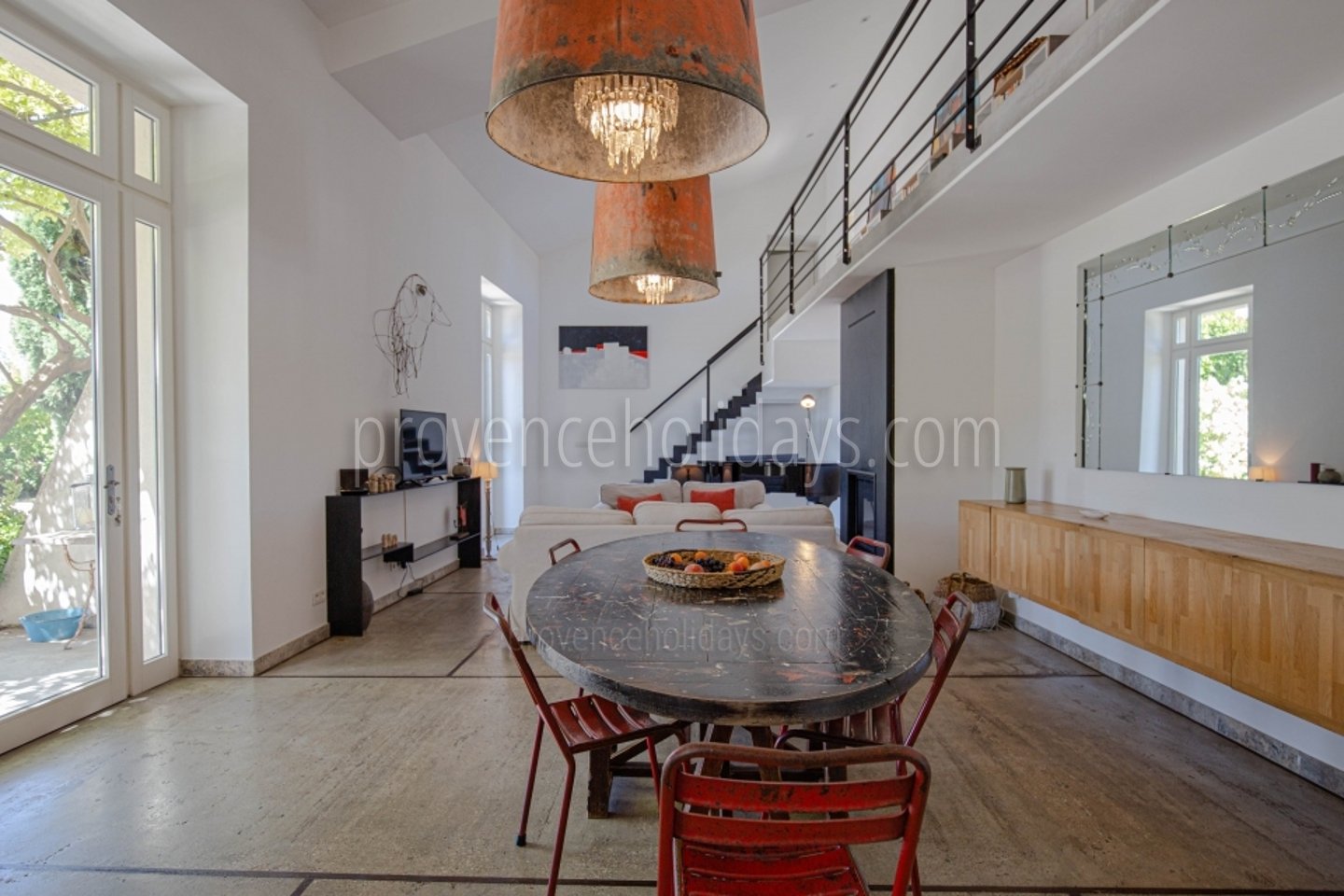 3 - Villa Beaumes: Villa: Interior