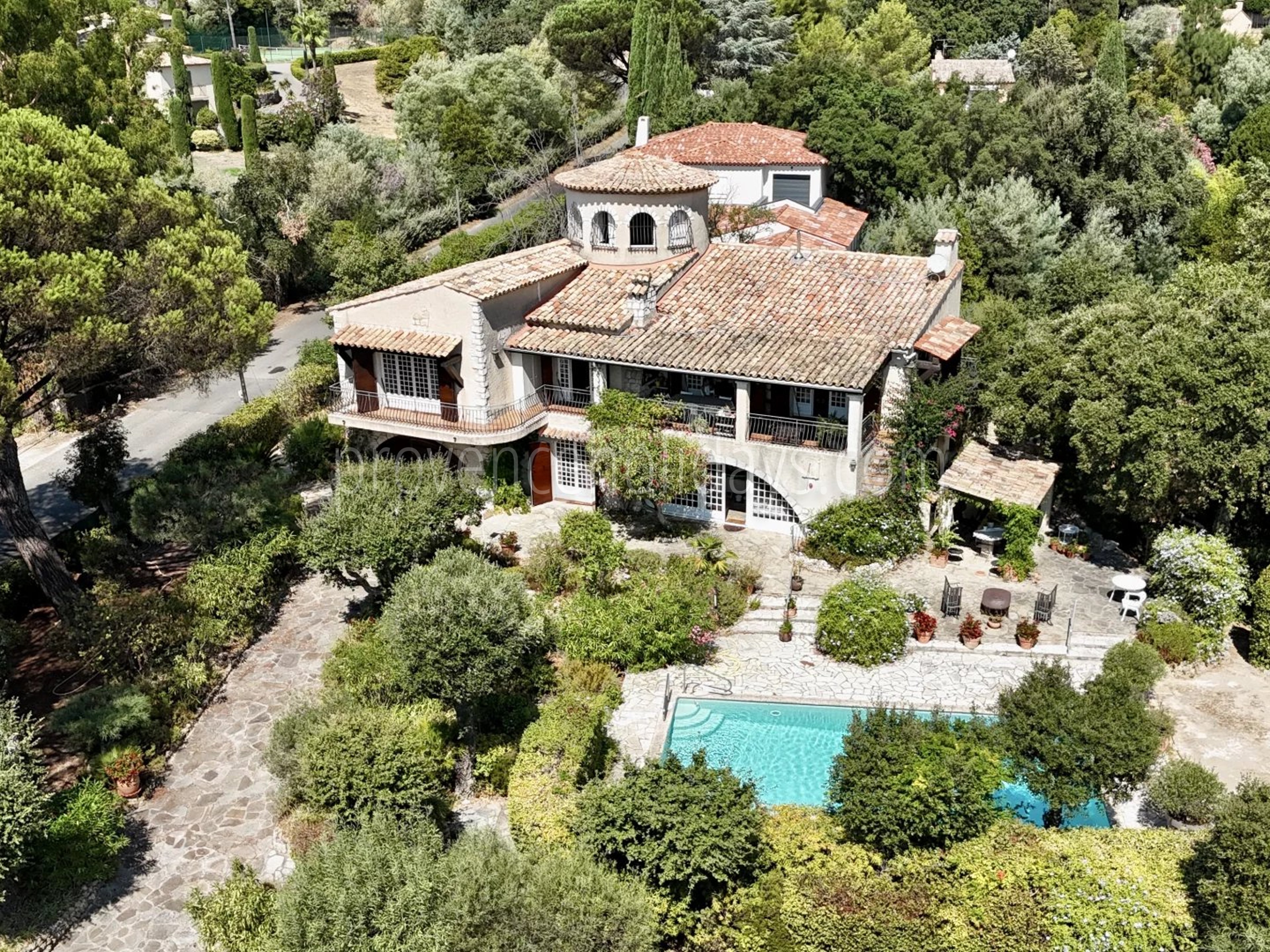 5 - Bastide de caractère à Grimaud: Villa: Exterior