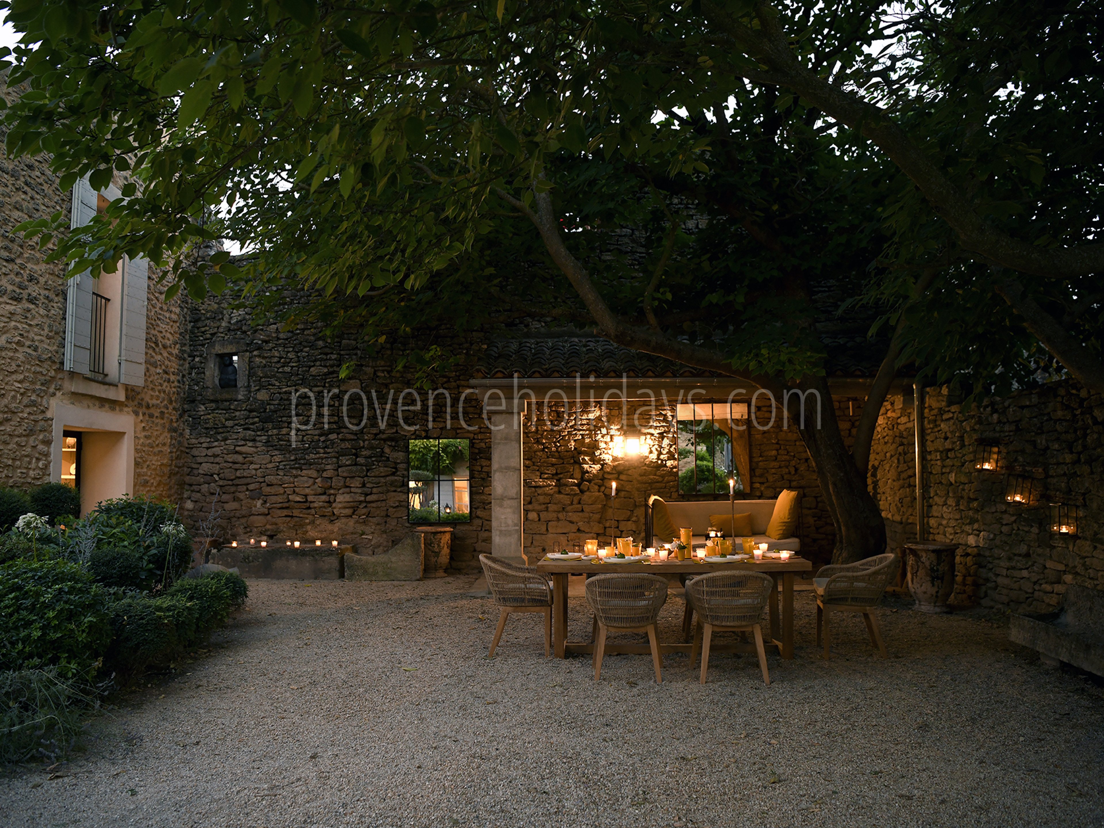 34 - Mas Cabrières: Villa: Exterior