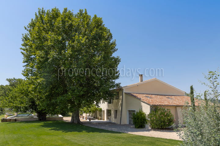 28 - Domaine Mariposa: Villa: Exterior