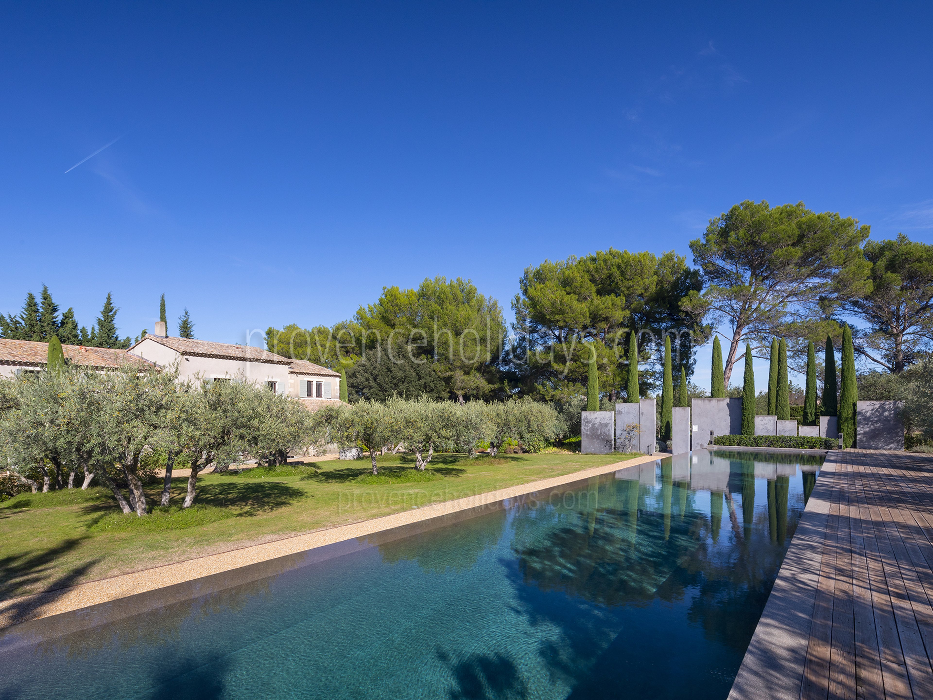 44 - Mas des Alpilles: Villa: Pool