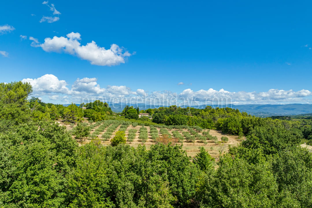 28 - Domaine des Pierres: Villa: Exterior