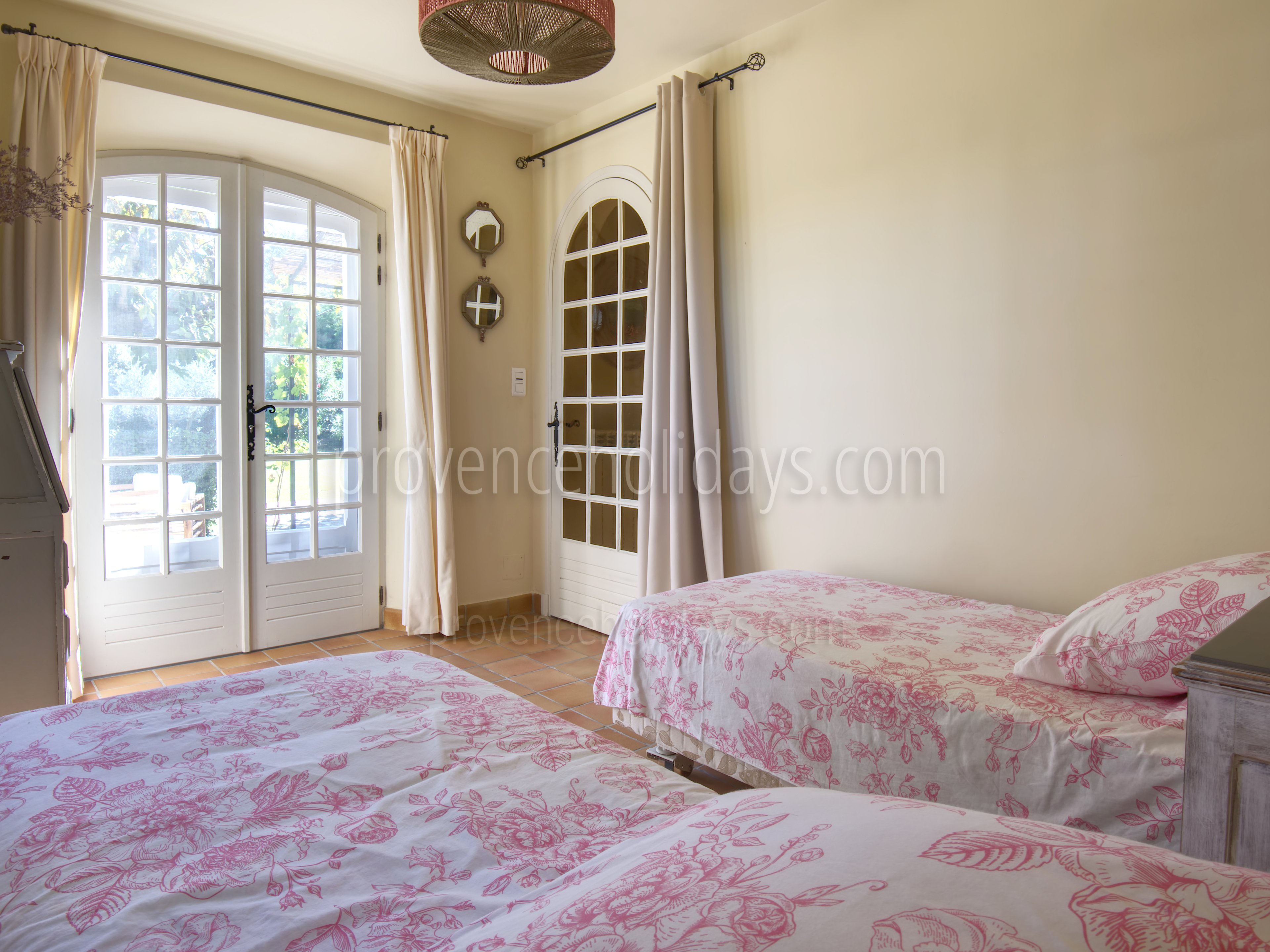 31 - Le Dolmen du Midi: Villa: Bedroom