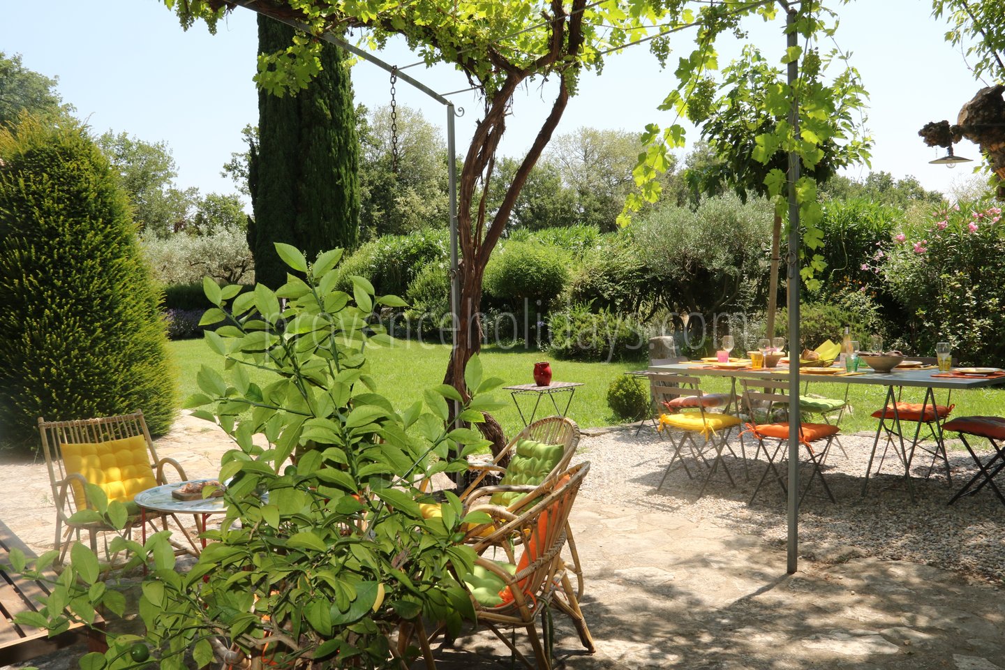 11 - Mas de Charla: Villa: Exterior