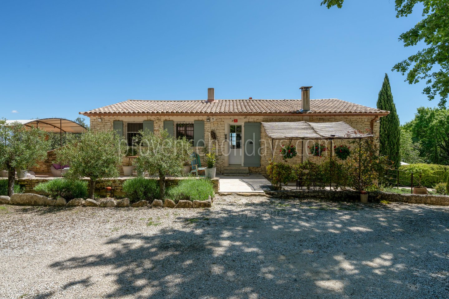 25 - Bastide des Chênes: Villa: Exterior