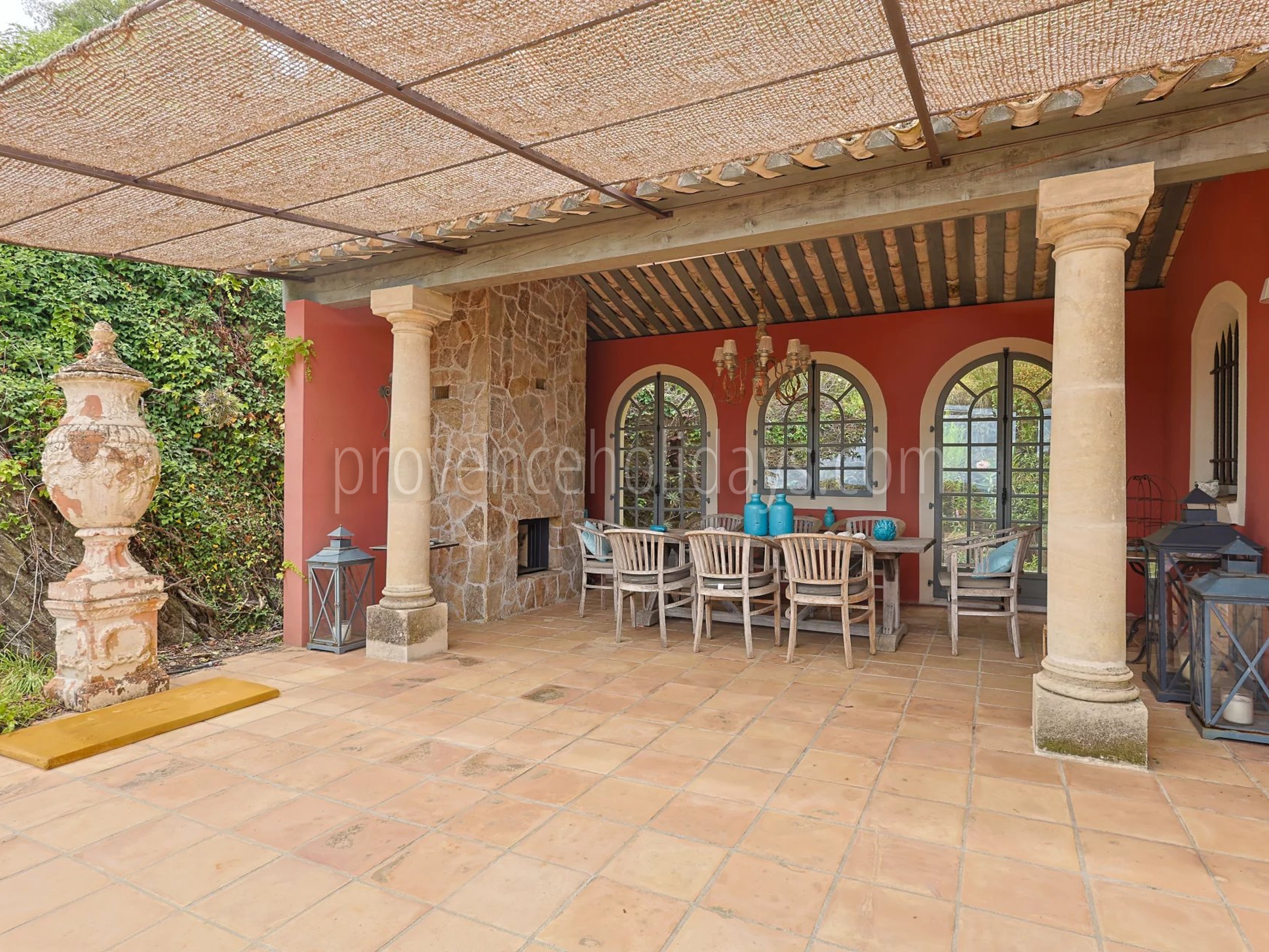 18 - Villa with sauna in La Garde-Freinet: Villa: Exterior