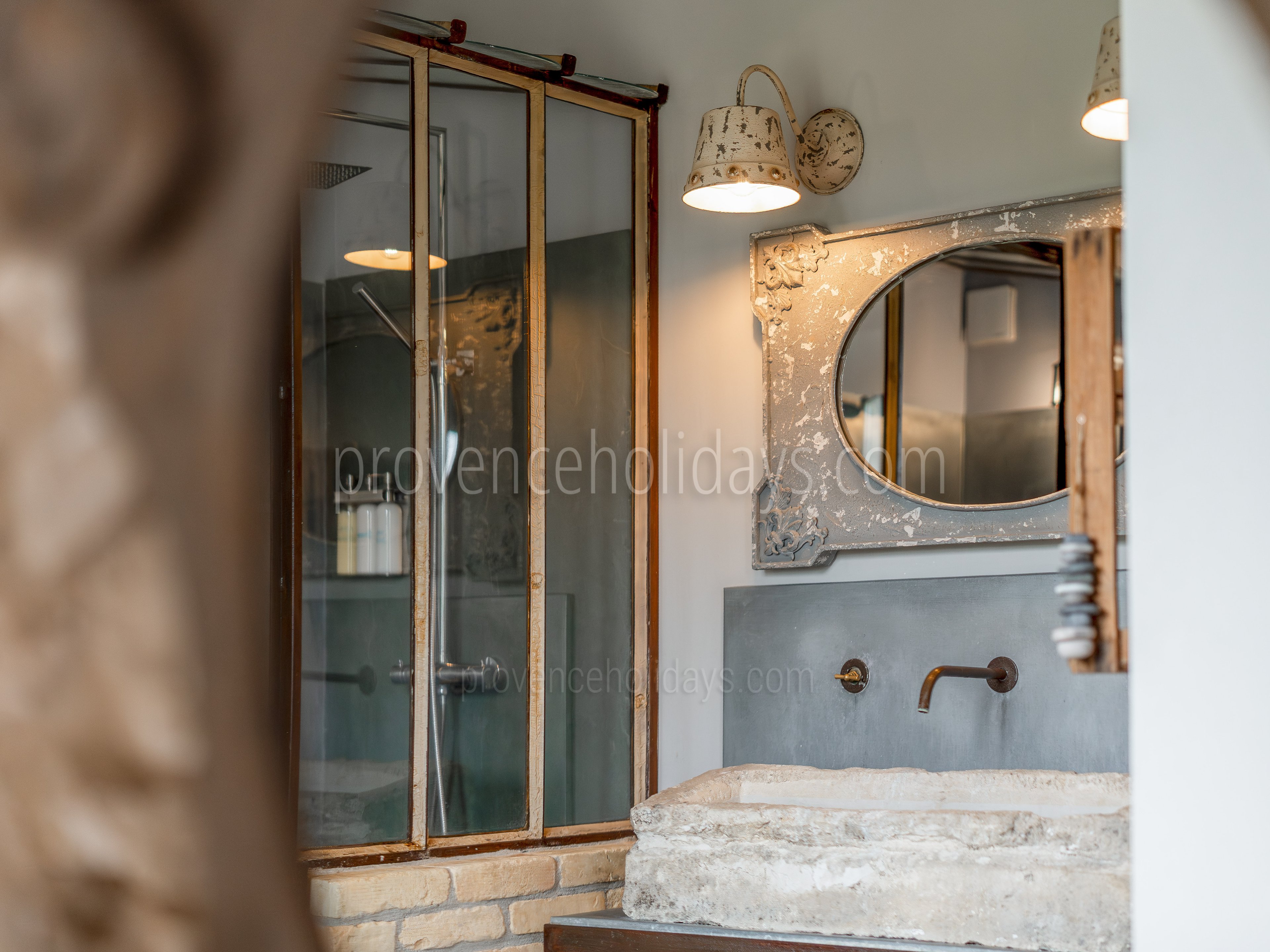 46 - Mas des Vignes: Villa: Bathroom
