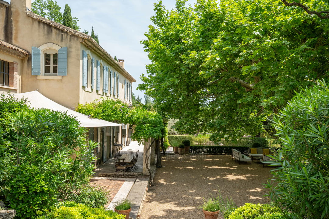 65 - Mas Provence: Villa: Exterior