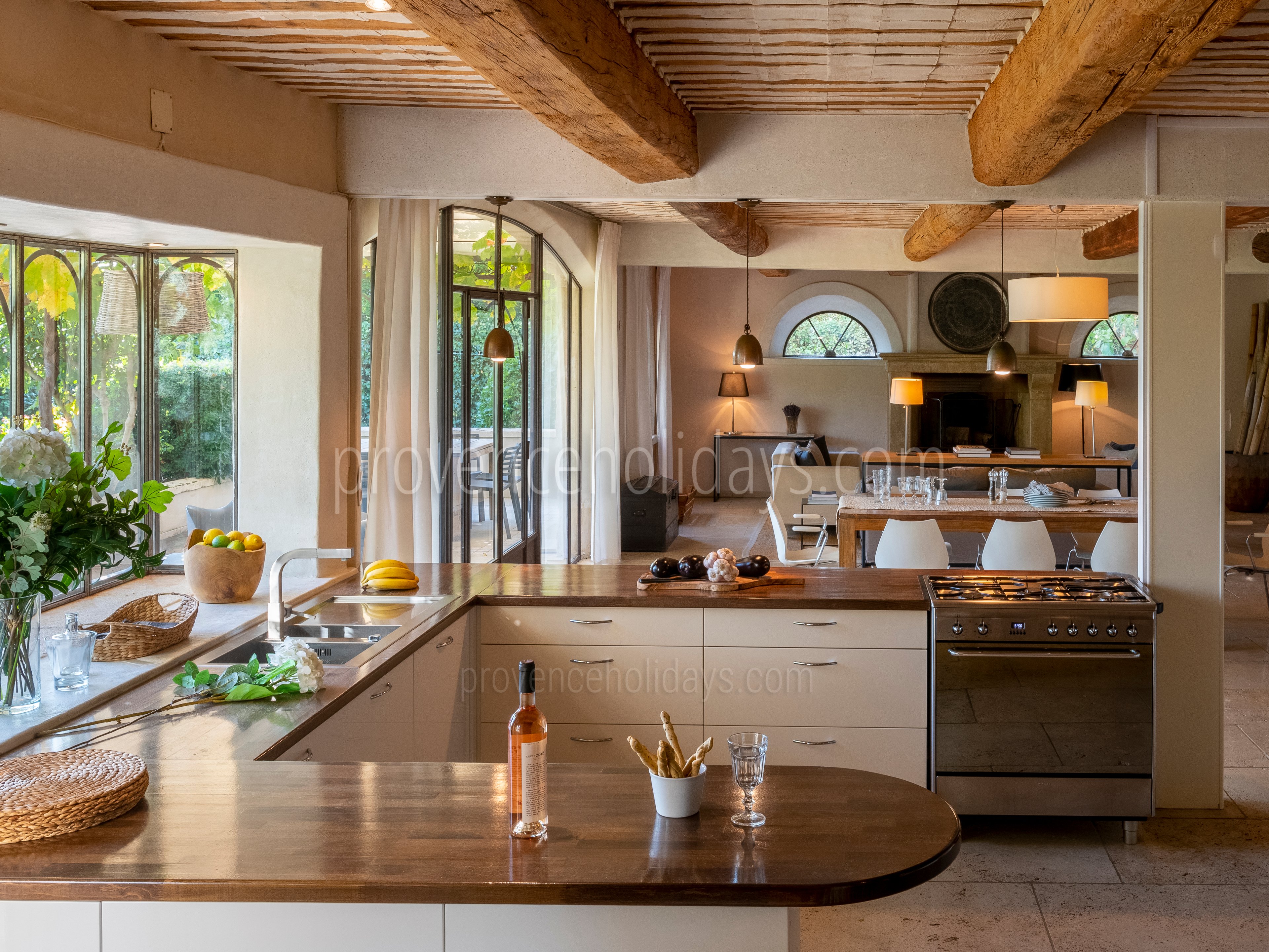 8 - Domaine de Joucas: Villa: Interior
