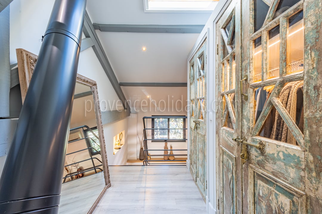 42 - L\'Atelier Provençal: Villa: Interior