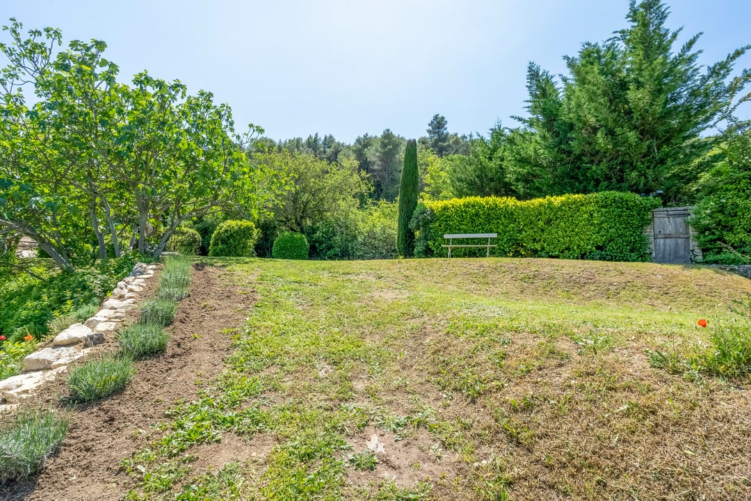 64 - Bastide des Magnans: Villa: Exterior