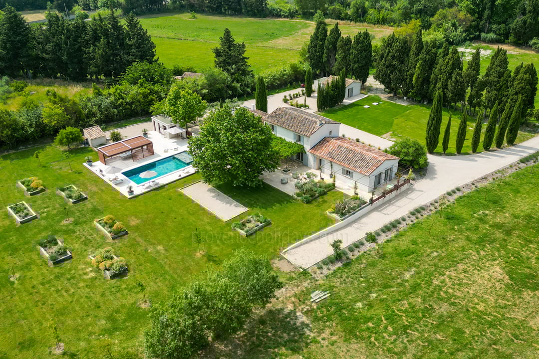 Mas avec piscine et pool house à Saint-Rémy-de-Provence
