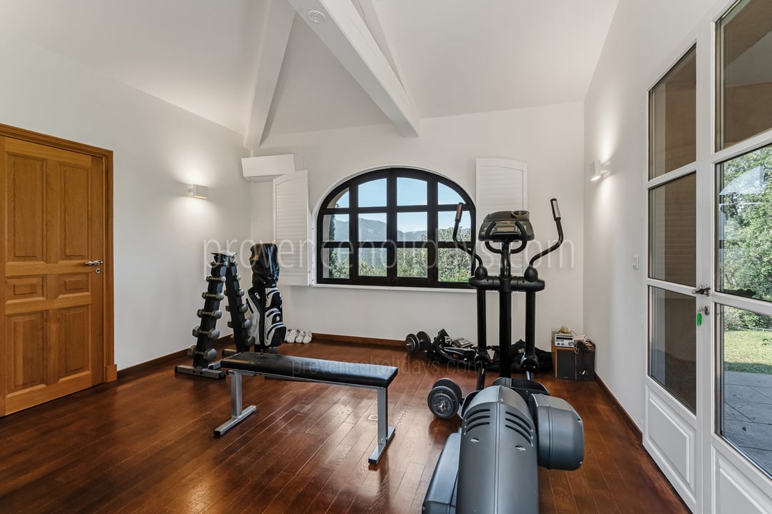 10 - Bastide Azurée: Villa: Interior