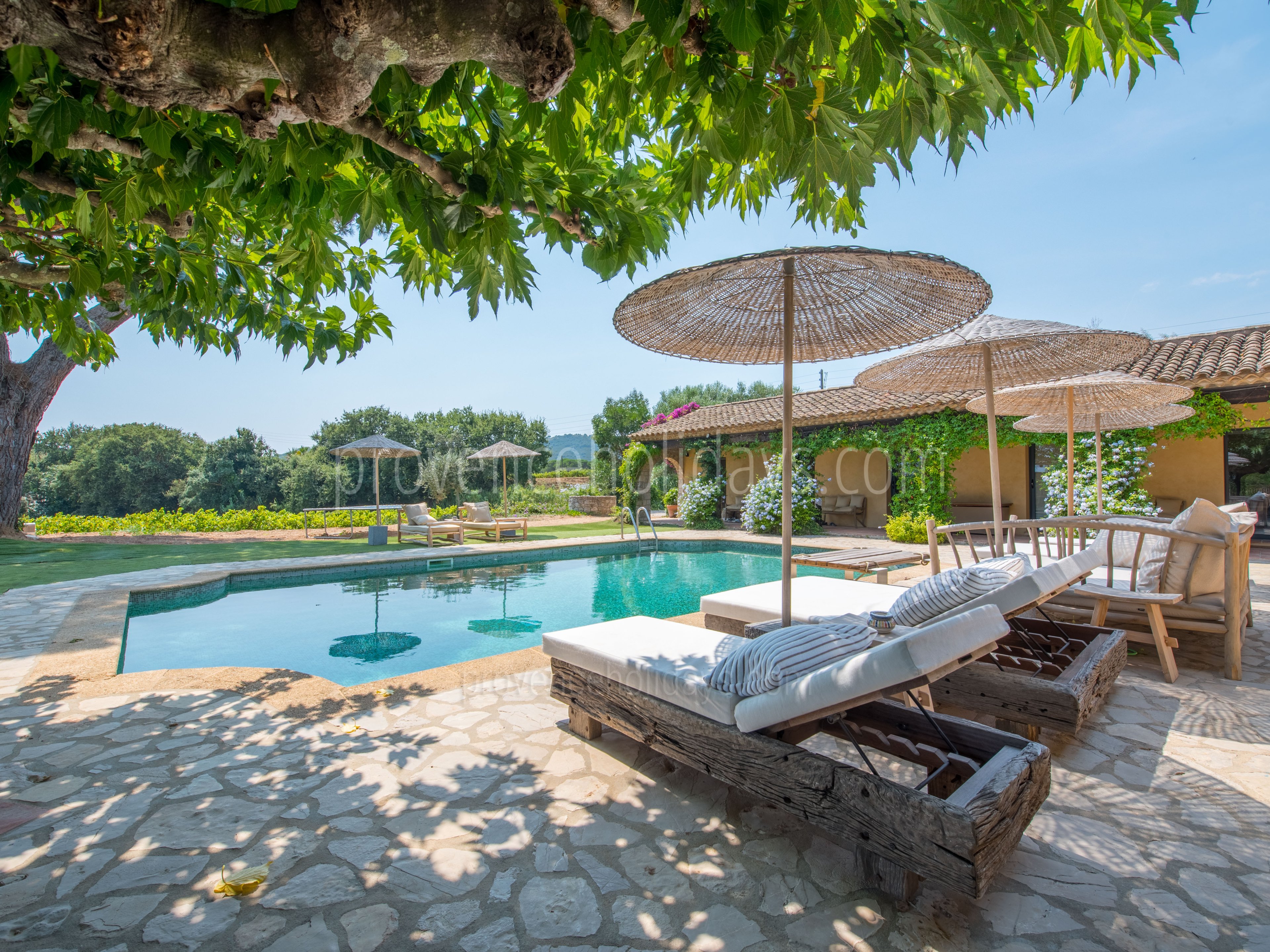 40 - Mas Spinelle: Villa: Exterior