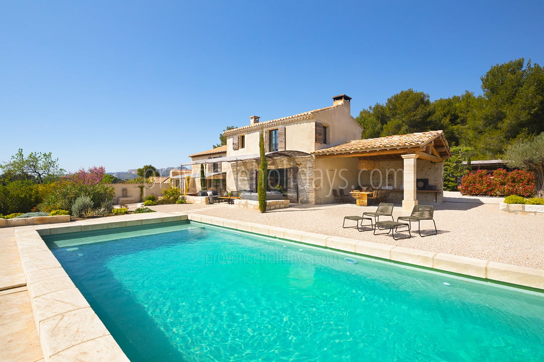 39 - Mas de Provence: Villa: Pool