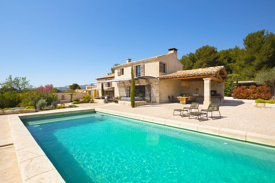 39 - Mas de Provence: Villa: Pool